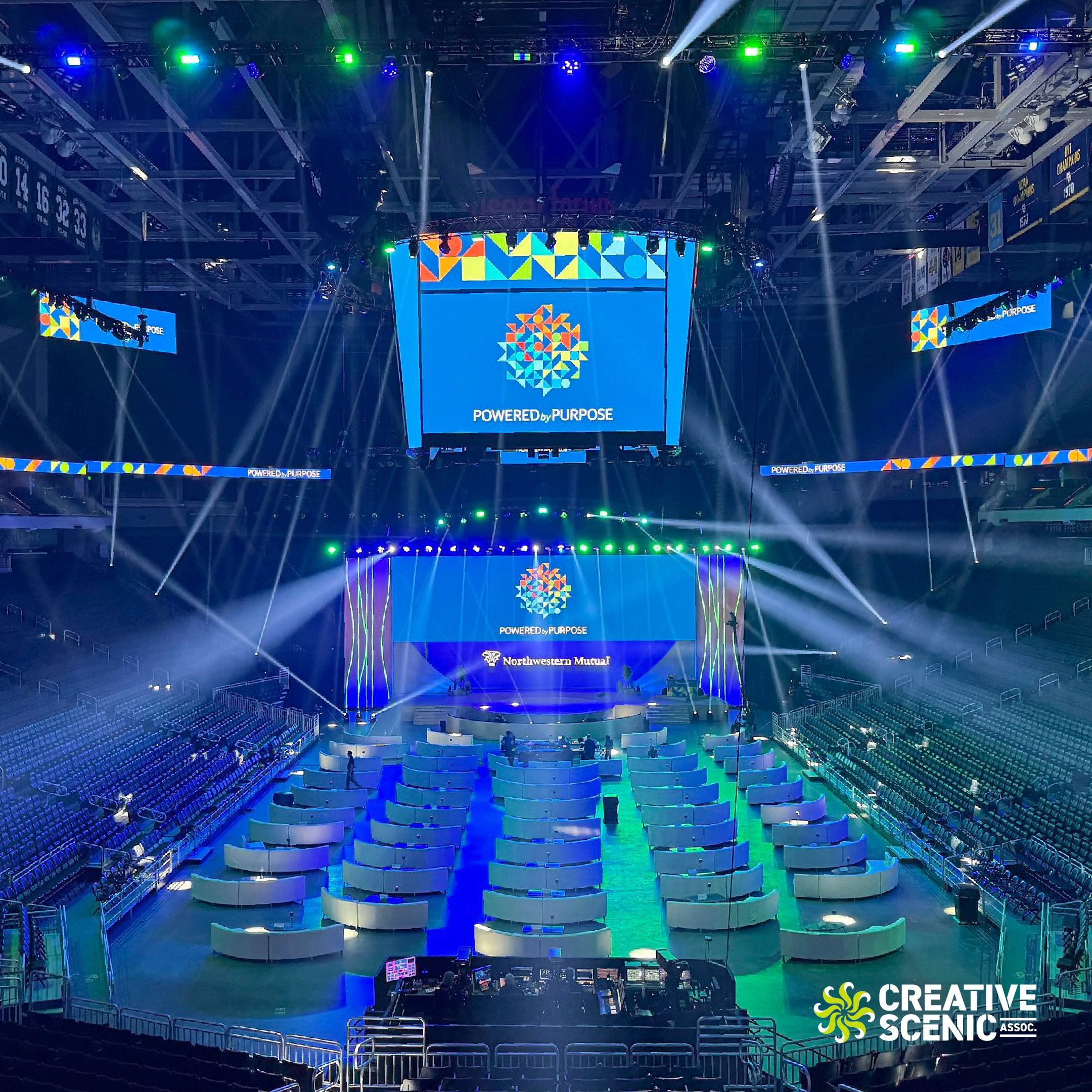 Setting the stage: If there&rsquo;s one thing we like more than big stages, it&rsquo;s big screens. Put big screens with big stages? We&rsquo;re all in.
#scenicfabrication #brandactivation #stagedesign #ledsignage #eventproduction