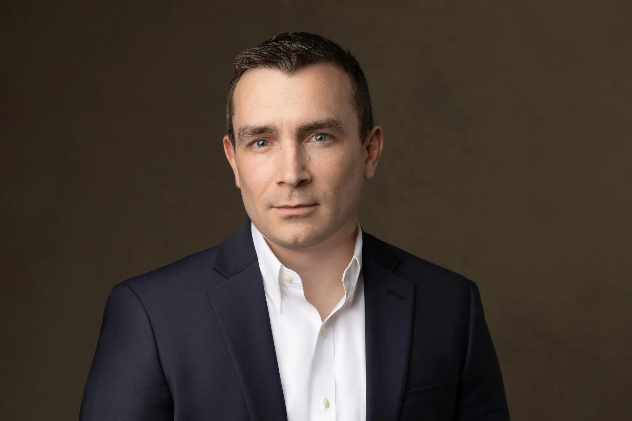 CMP_Matthew+Thompson_branding_male_RS3H4184.jpg
