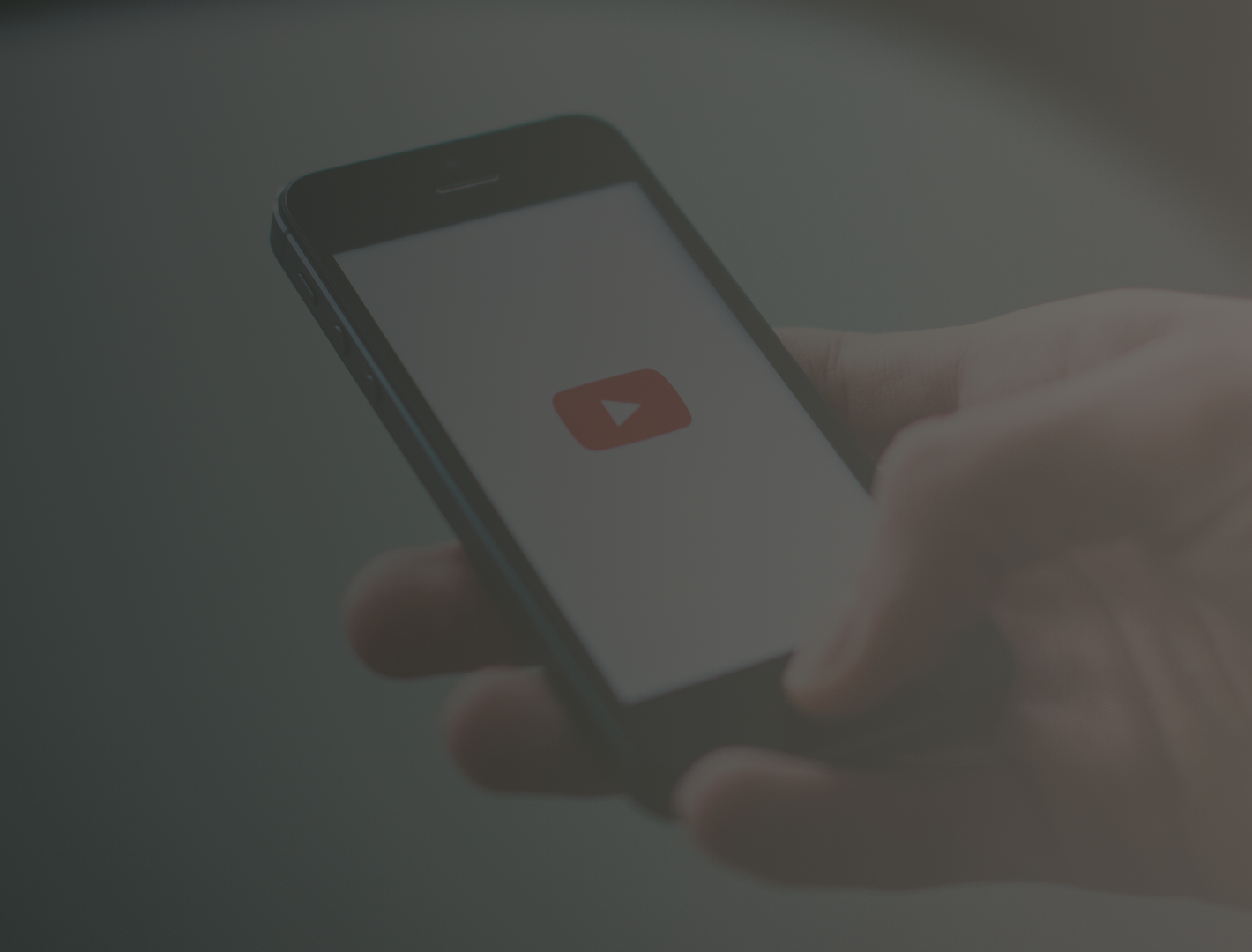 How to Grow a YouTube Channel (That Attracts Business) with Andrew Kan | Marketing Stream ๐ 003