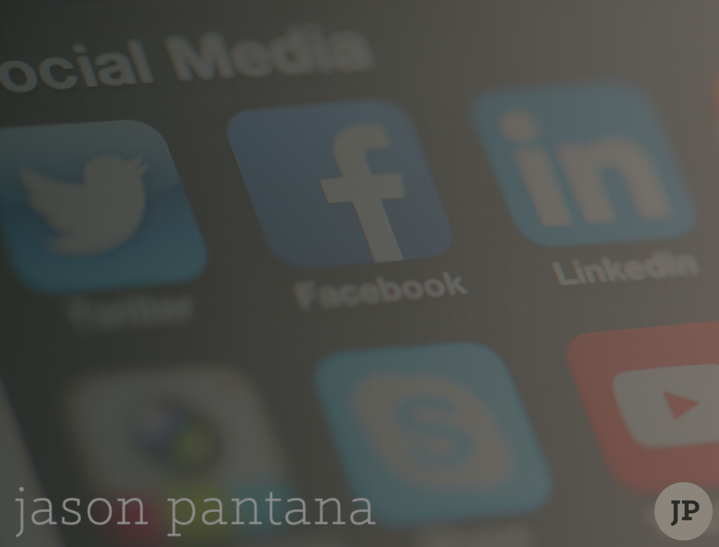 Beat Social Media Algorithms by Establishing a Content Cadence 🔂