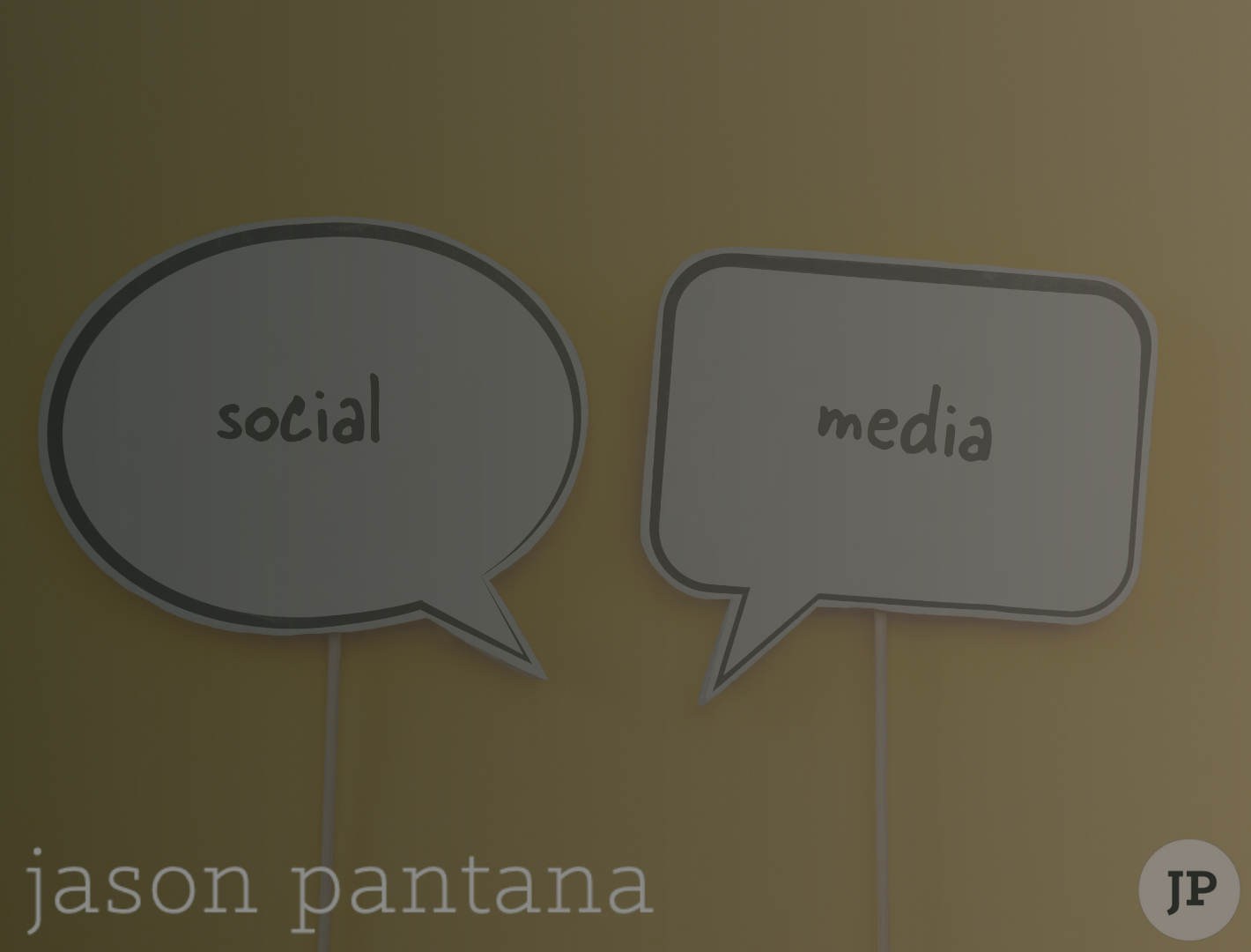 Balancing Authenticity and Expertise in Social Media Marketing