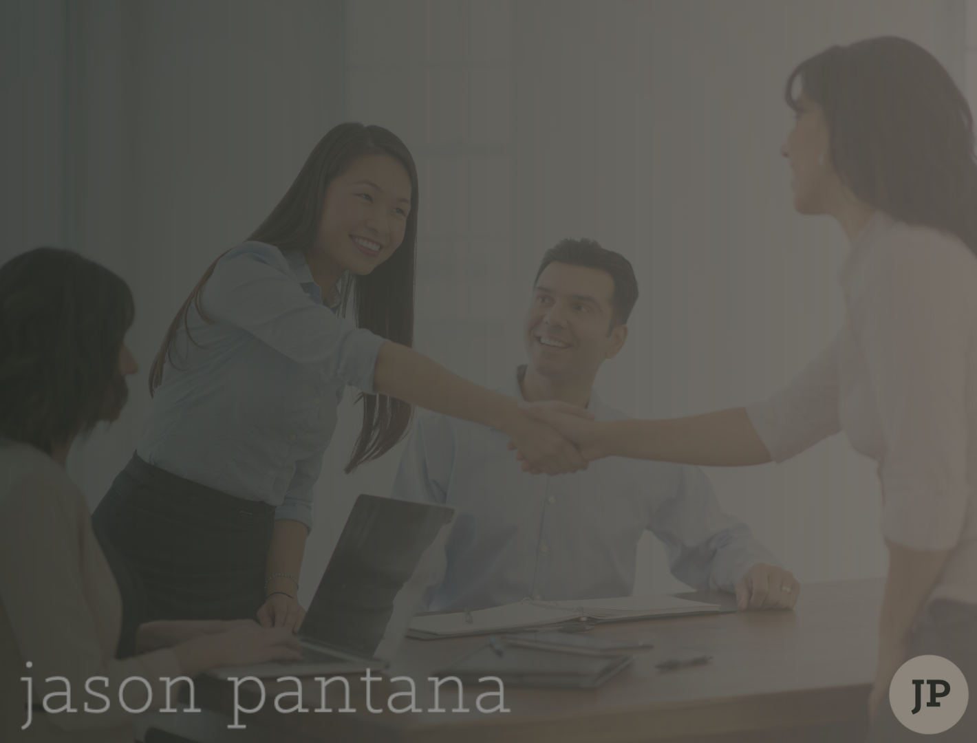 Building Business Relationships During the Holiday Season: 11 Strategies for Success