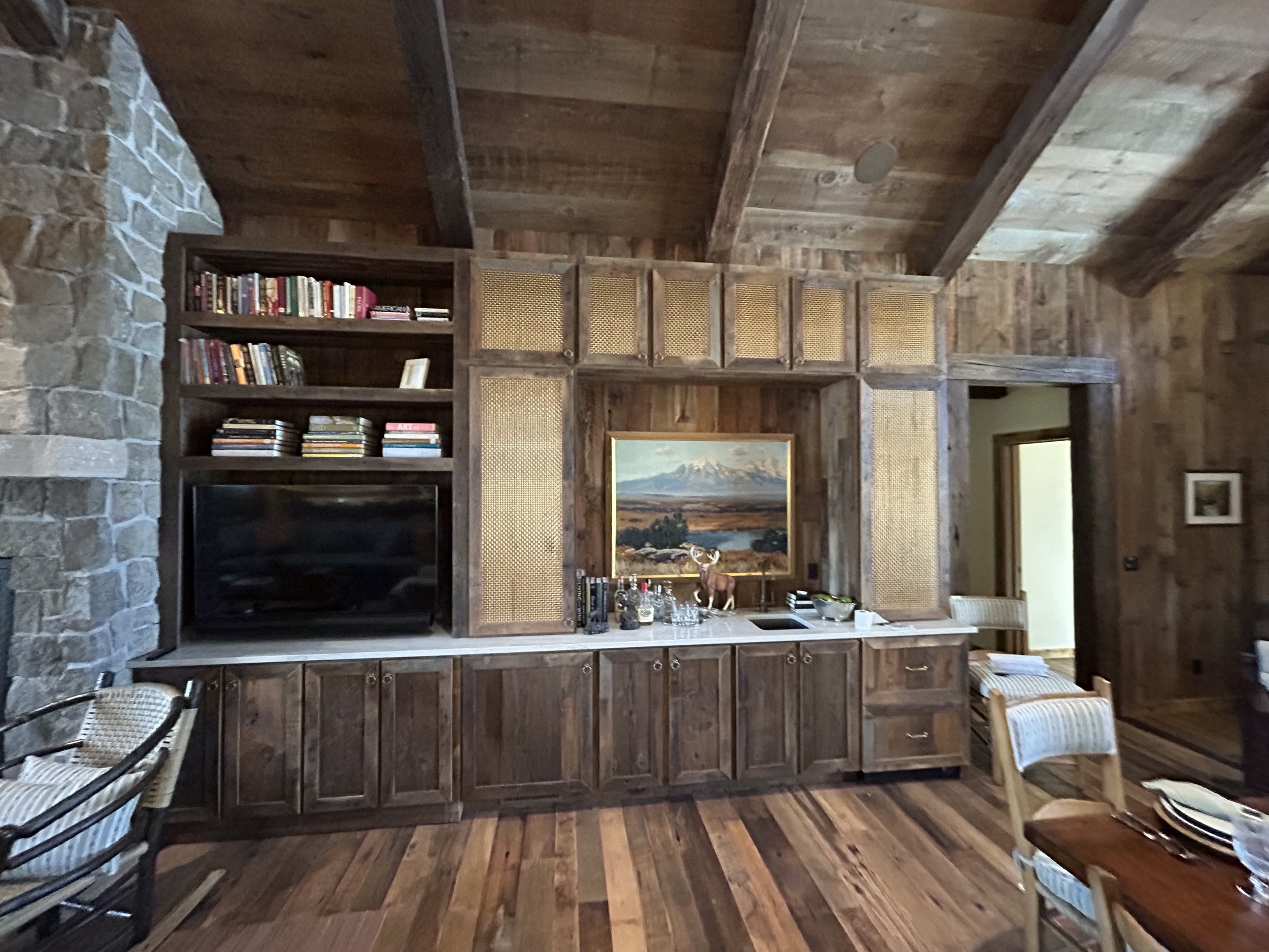 Rustic Cabin Wet Bar