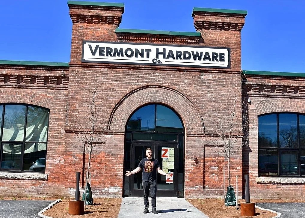 The Flynn Avenue building with its former Vermont Hardware sign before Burlington Beer Co. opened there.