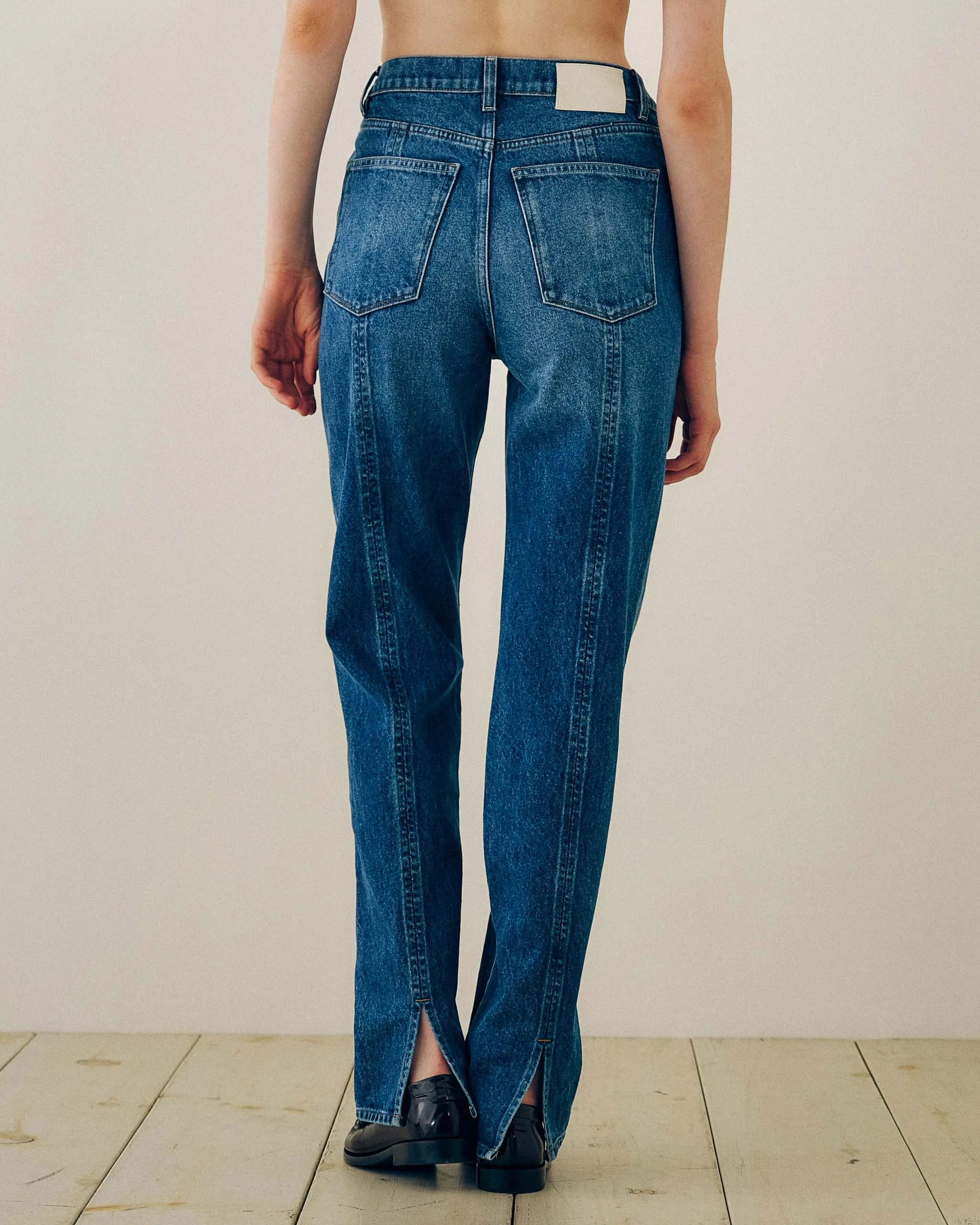 DEMIE STRAIGHT 31 NORTH COAST.jpg