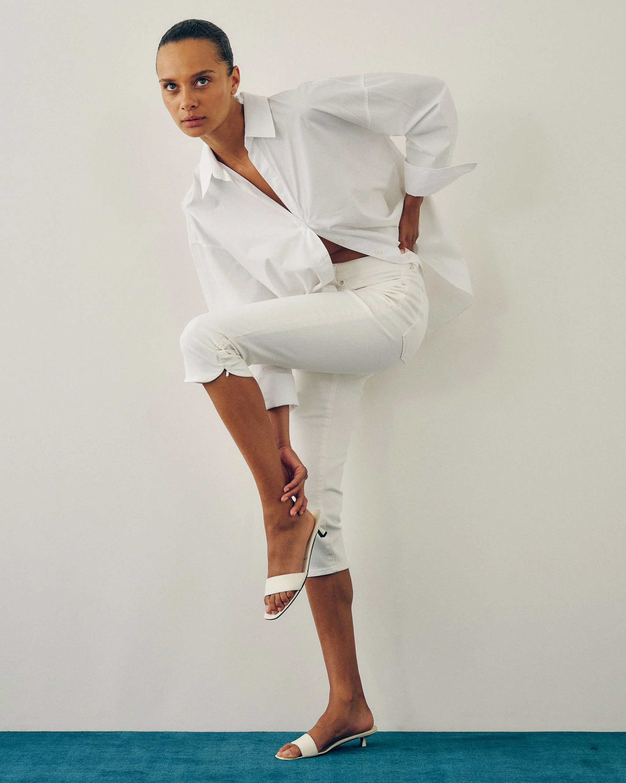 BARDOT CAPRI WHITE_01.jpg