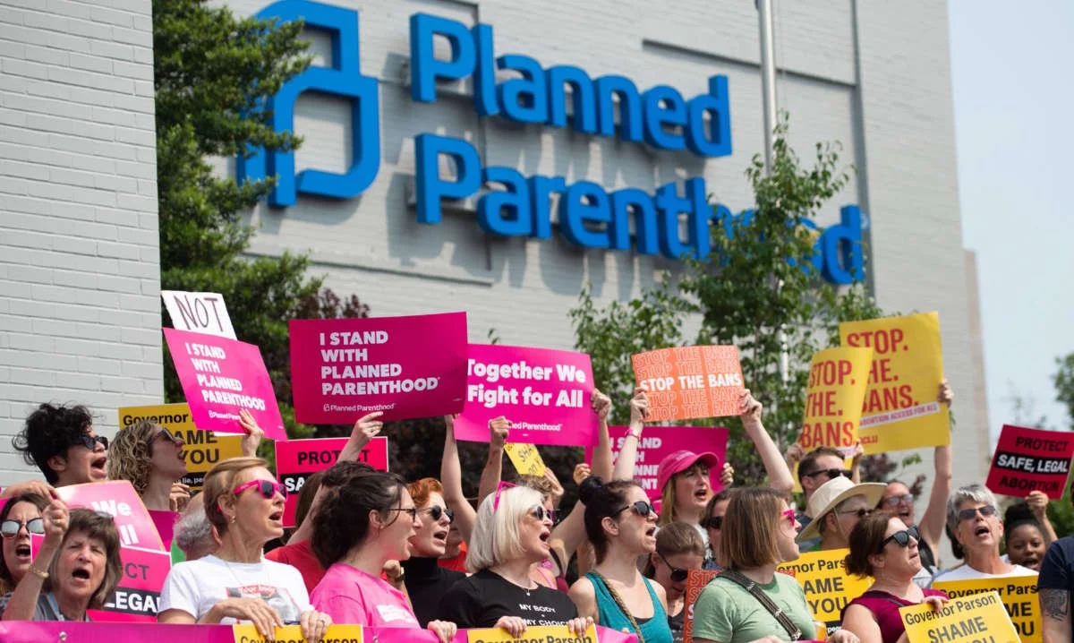 2022_0824-planned-parenthood-1200x718.jpg