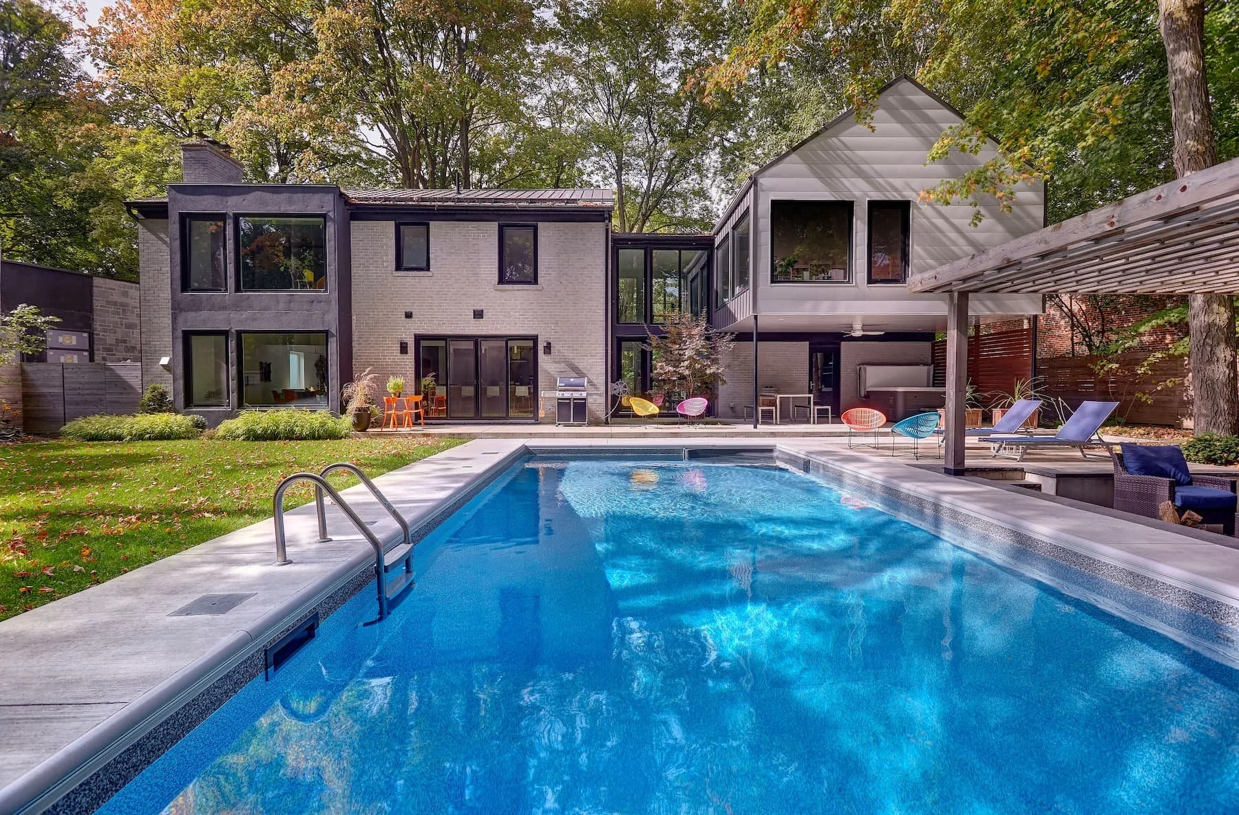 Scrolll Pool bsq Landscape Architects — Pool Design | bsq Landscape Architects