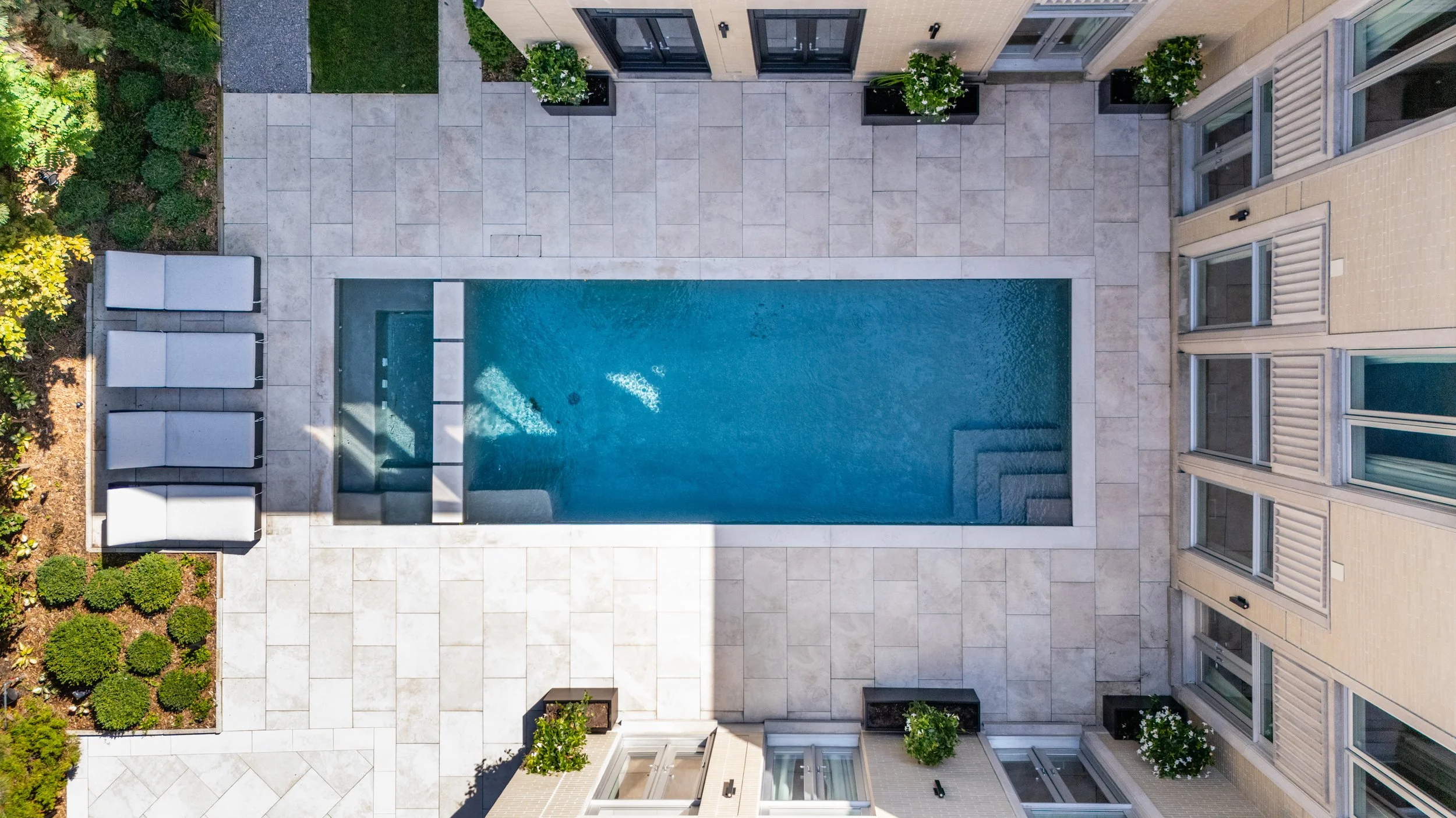 Transitional Garden Renovation