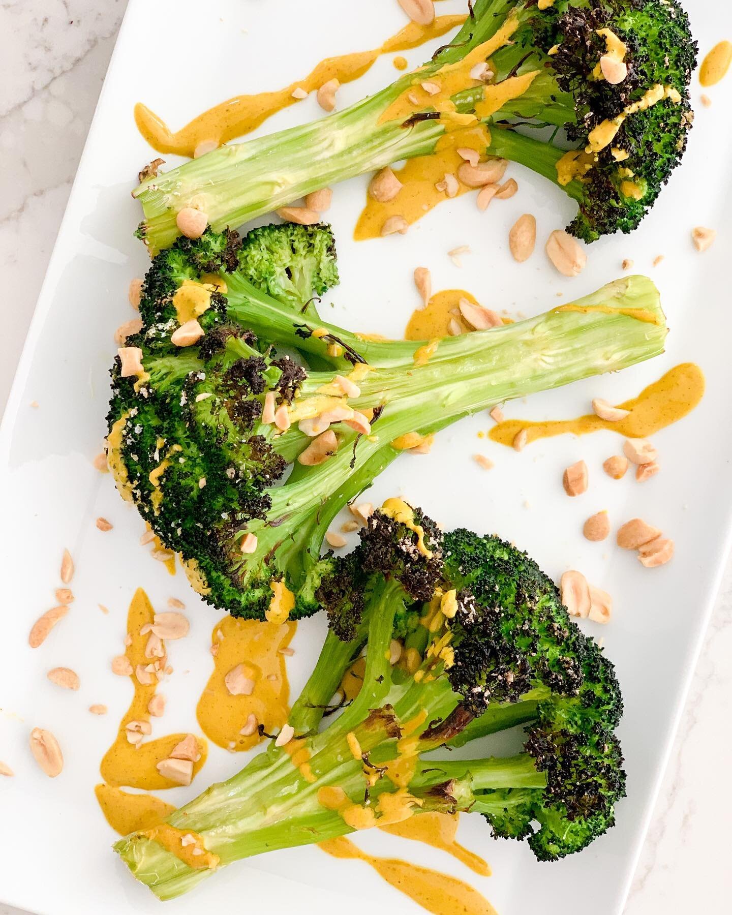 Are you throwing away your broccoli stems? STOP ✋😄 They&rsquo;re actually one of the most delicious parts of this vegetable!

Don&rsquo;t believe me? Try this method for cooking the stem &amp; crown together &amp; tell me what you think. I love it s