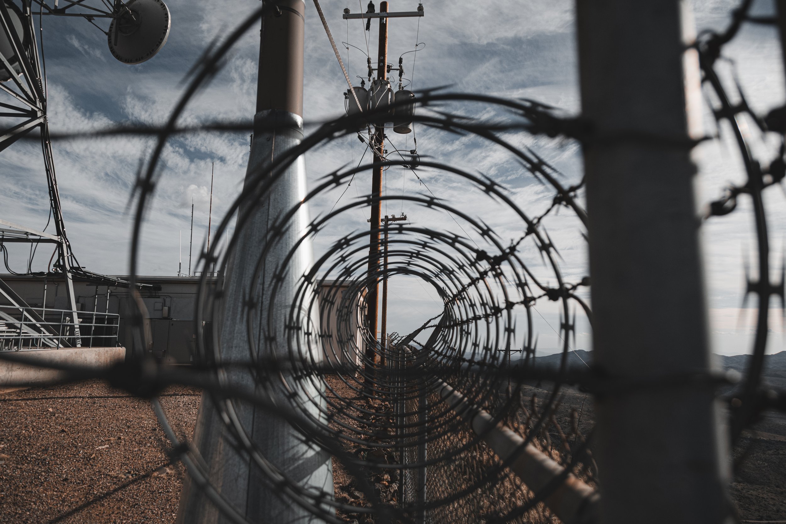 Postcard 81 Razor wire-4744.jpg