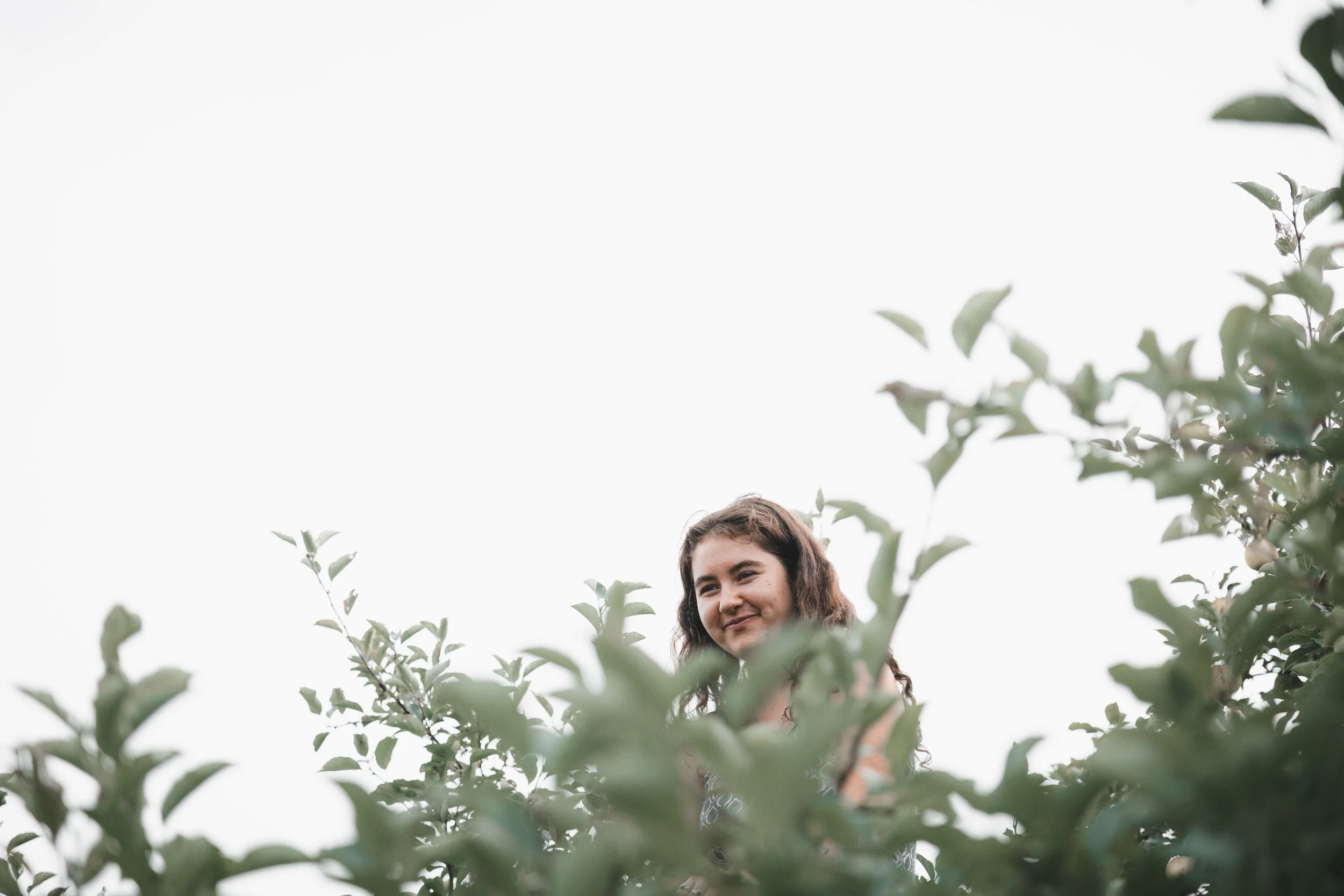 EMIKA ON LADDER-8994.jpg