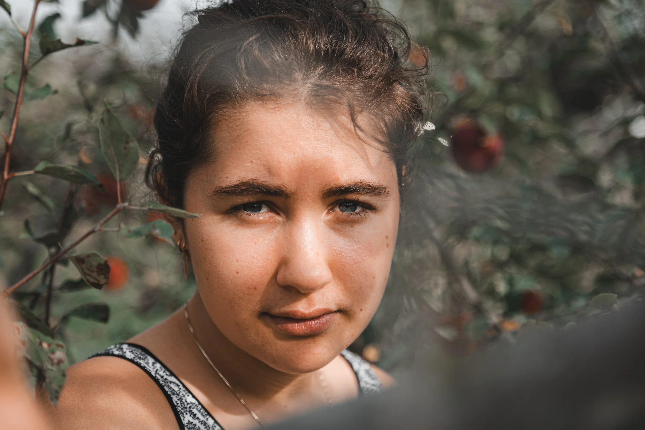 Emika Apple-8934.jpg