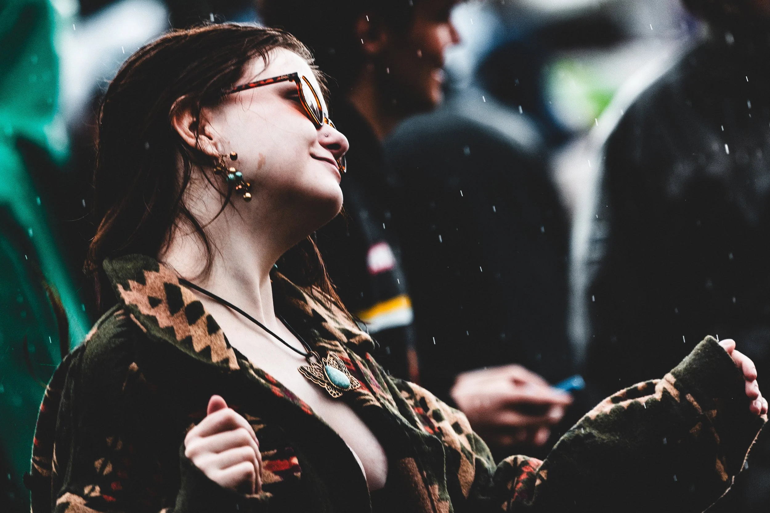 Audience 53 Dancing in the rain-5002.jpg