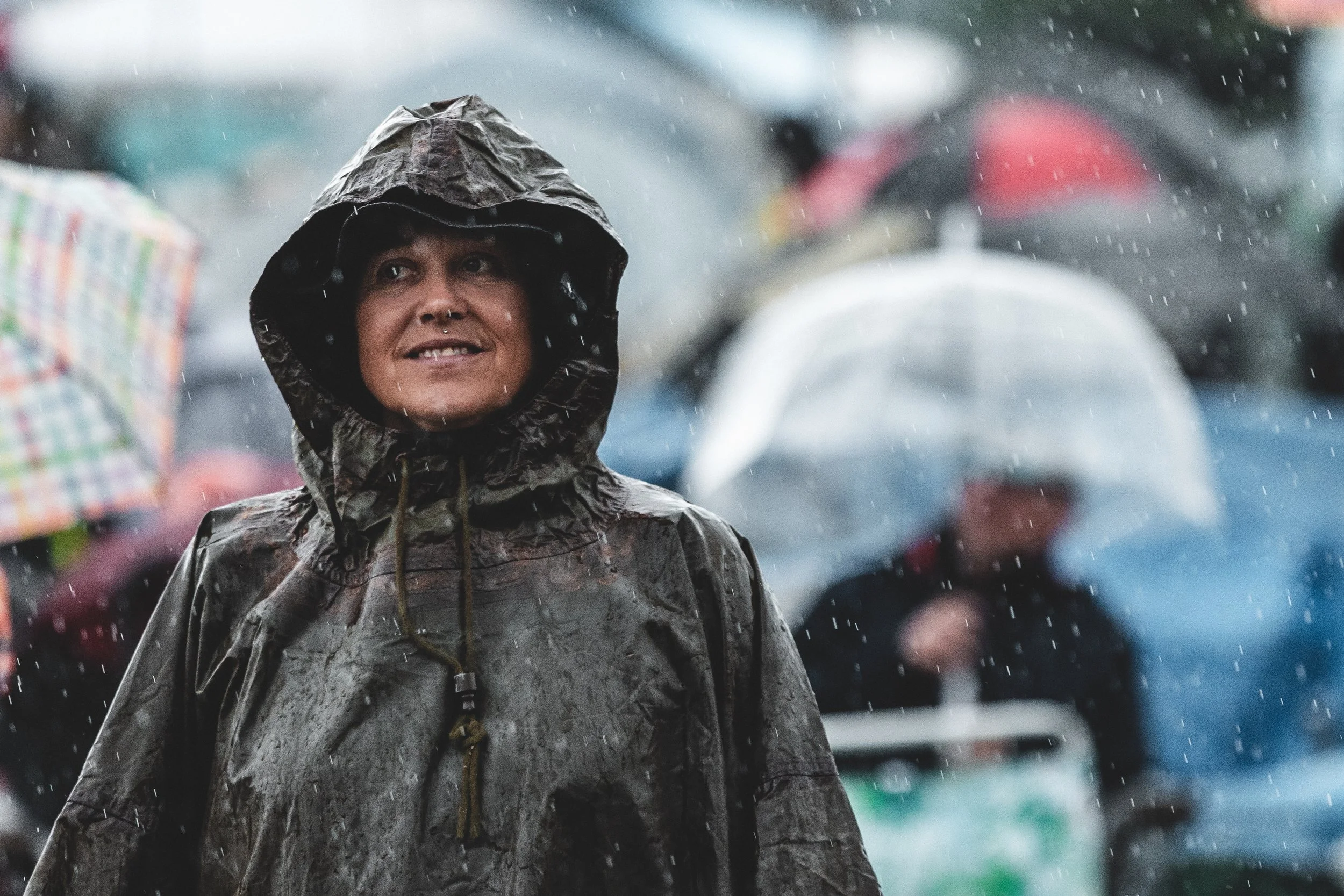 Audience 46 in the rain-4949.jpg