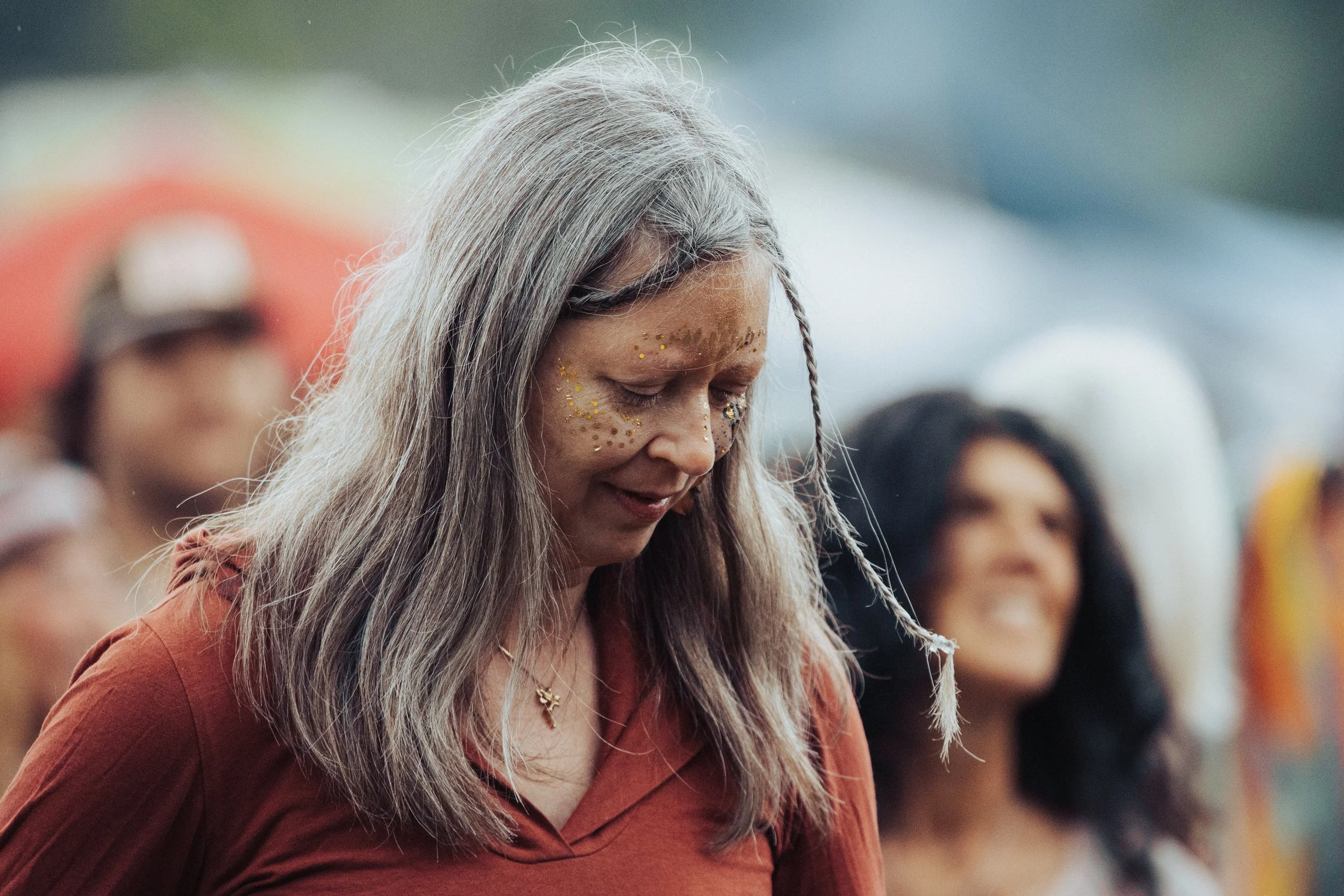 Audience 34 Lady Listening-4921.jpg