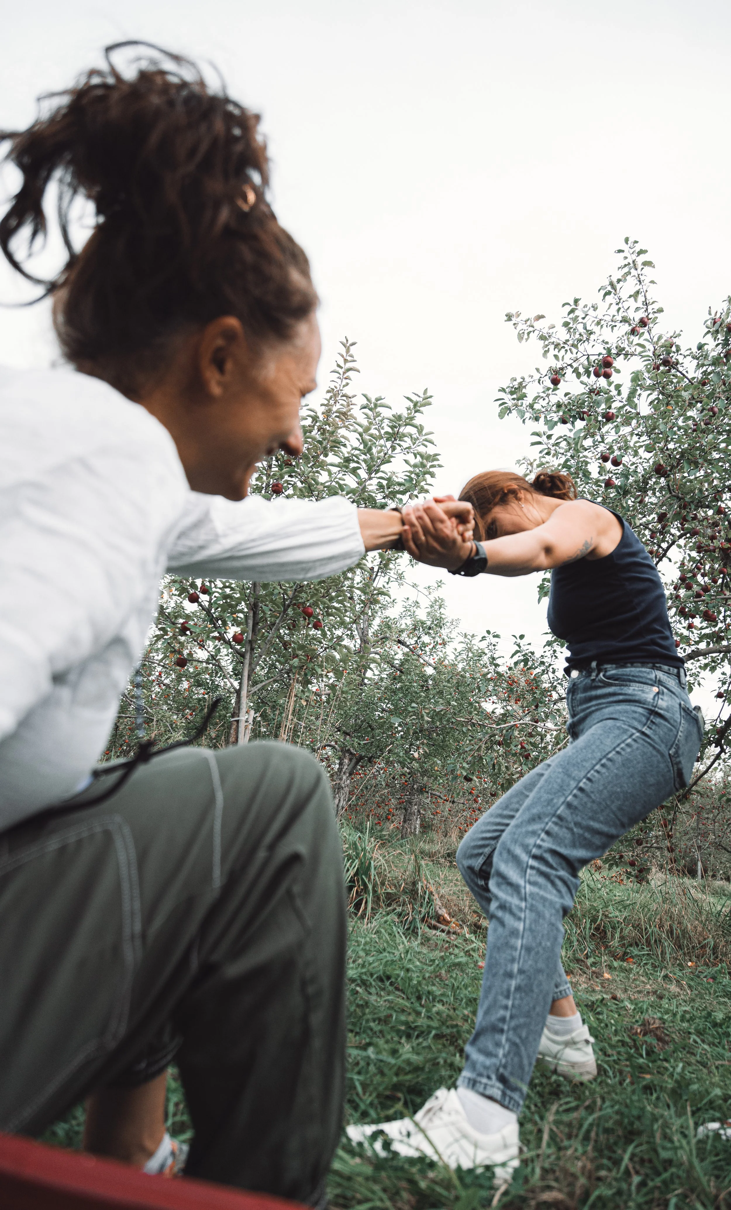 Axelle helps Rach up-9026.jpg