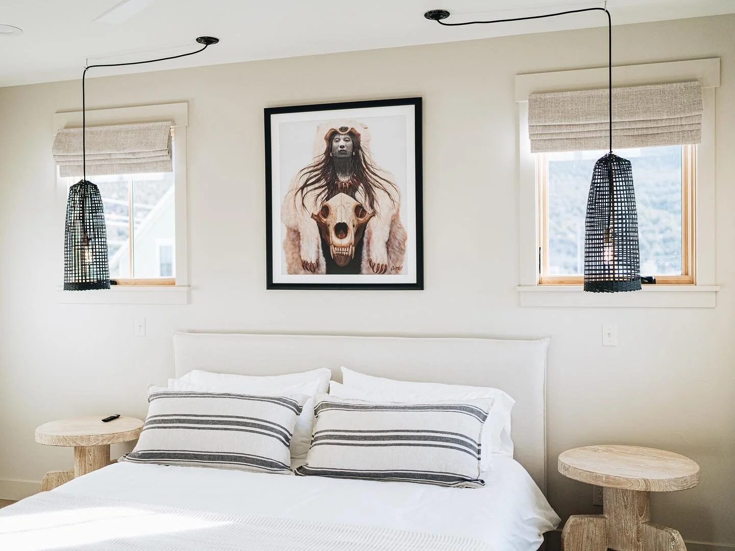 Friday feels 😌

Design by: @studio.richardson 
Photos by: @sharktoof 

#interiordesigner #homedecor #decor #homestyling #decorinspo 
#Home #InteriorDesign #Deco #Decor #HomeDecor #Decoration #Interiors #HomeStyle #Interior123 #Interior4All #HomeInsp
