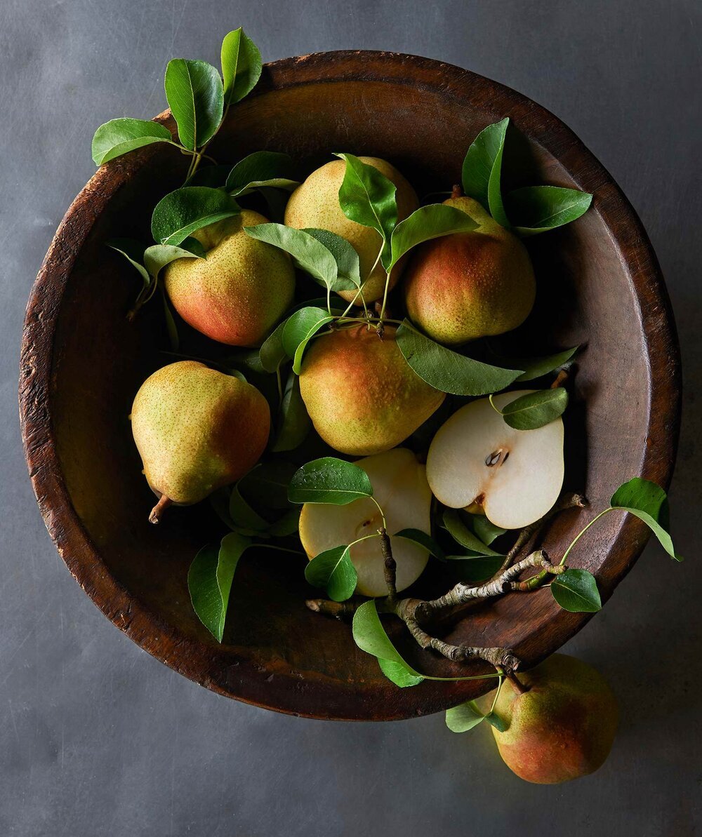 Harry&David-Pears-In-Wood-Bowl.jpg