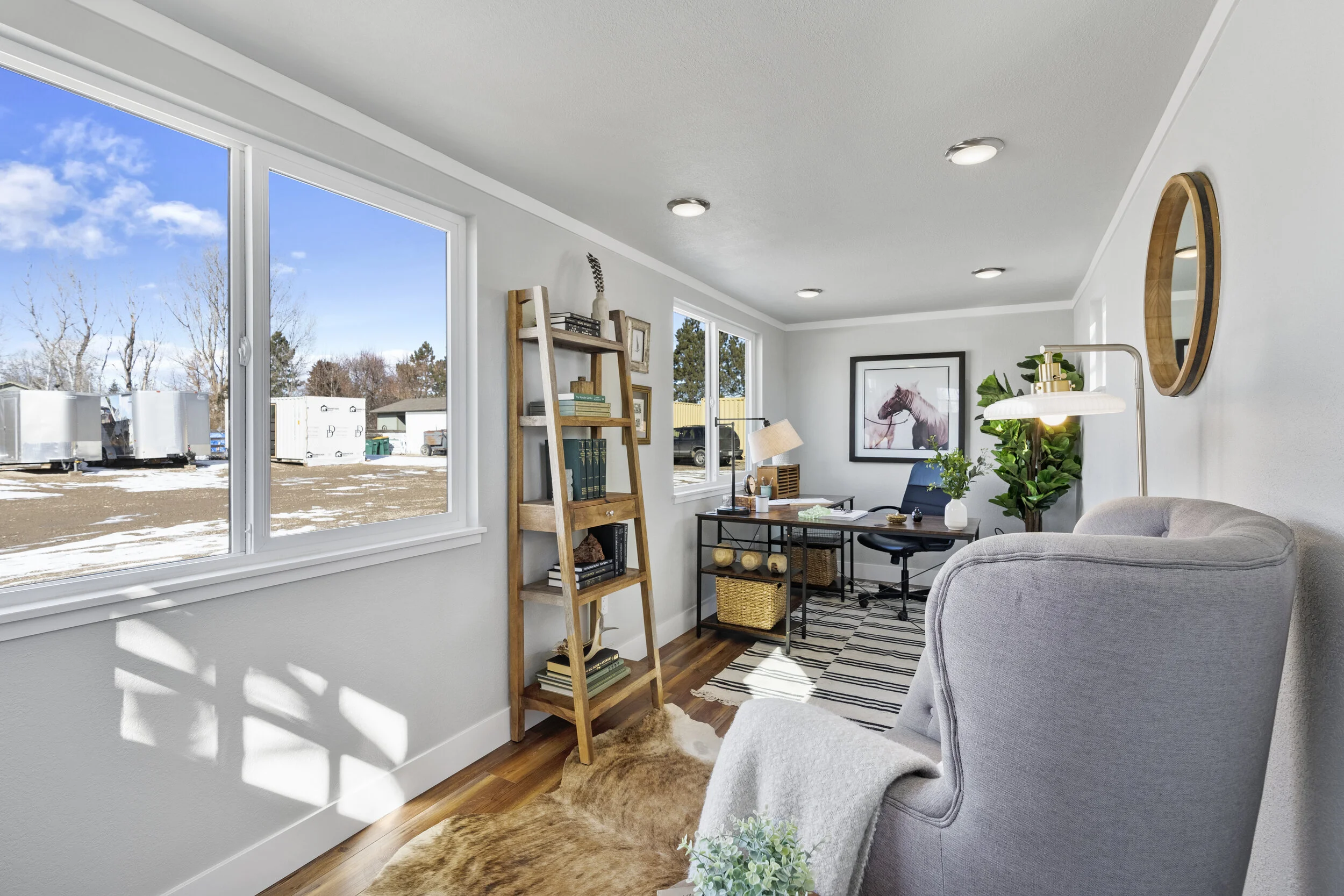 Gallery — Pivot Structures