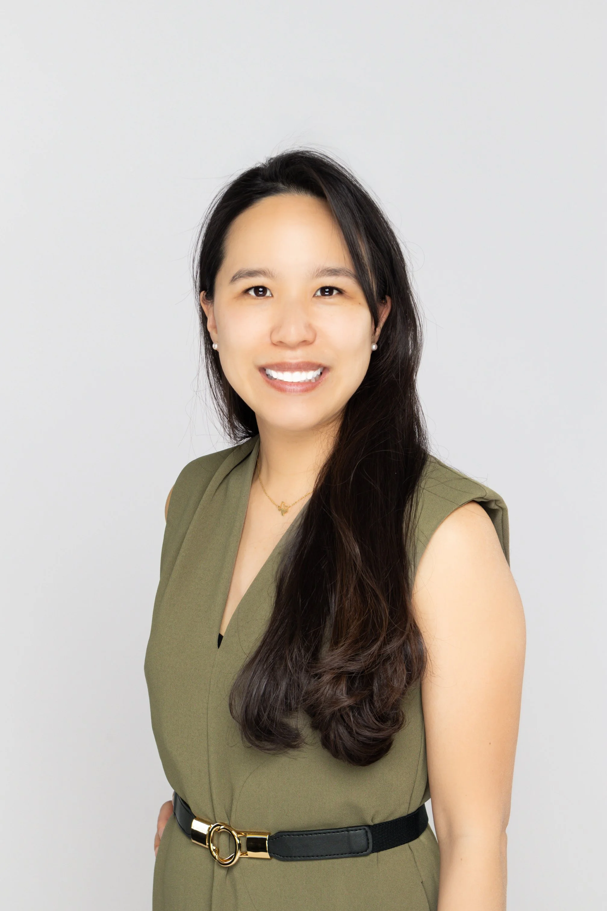 Jessica Nguyen headshot1.JPEG