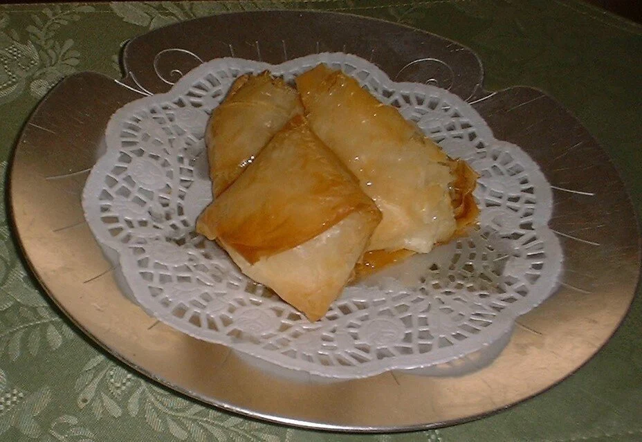 Sweet Cheese in Phyllo Pockets *RECIPE*
