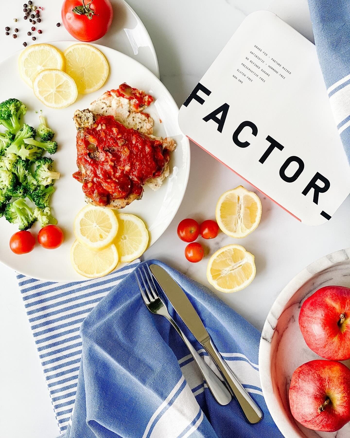 A fresh take on lunch 🥗 
📸 @factormeals