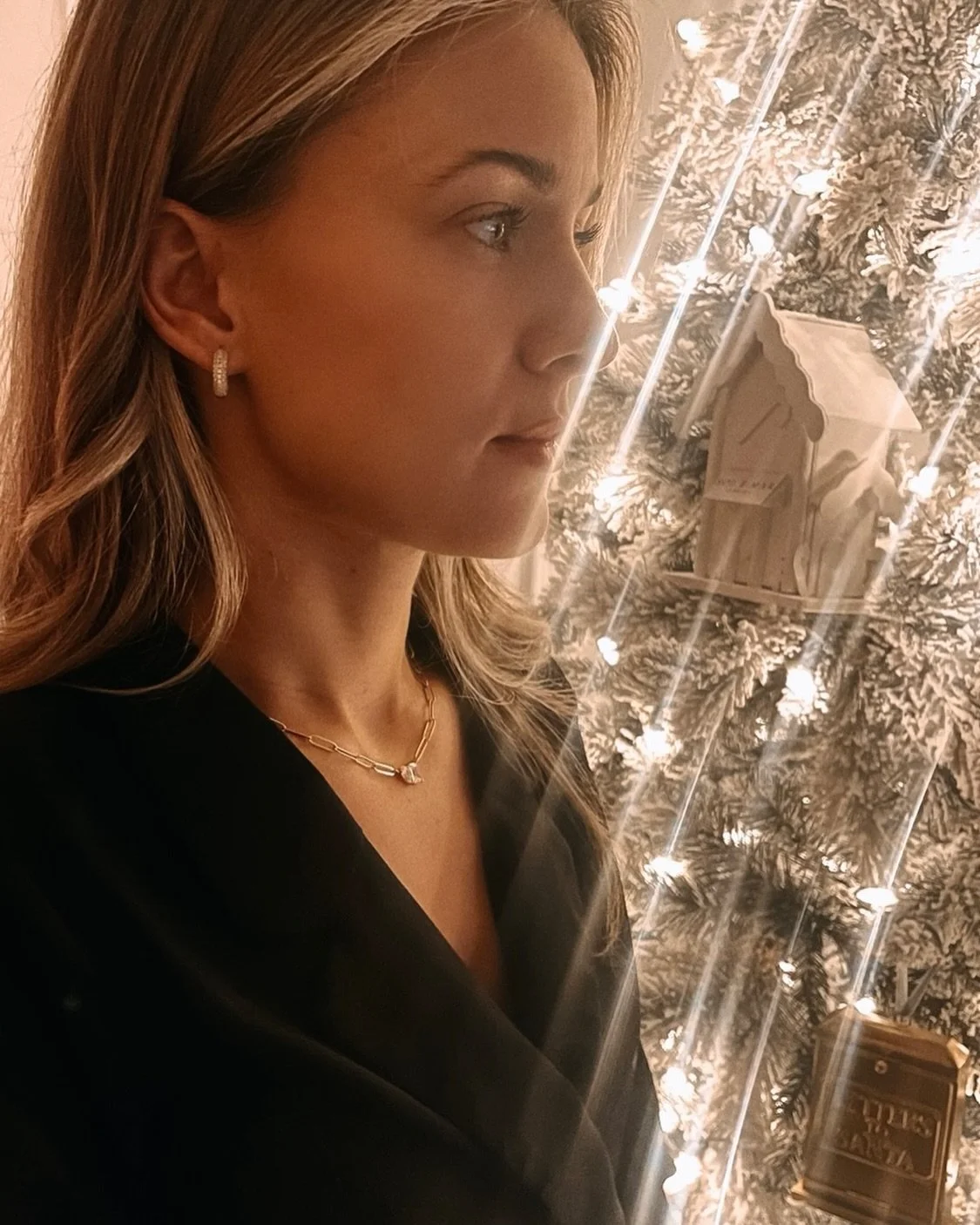 We had our Holiday Soir&eacute;e this past weekend and our beautiful @amatosx was wearing the Kira Necklace and the Uptown Hoops 😍✨ #giftguide #goldjewelry #christmasparty2025