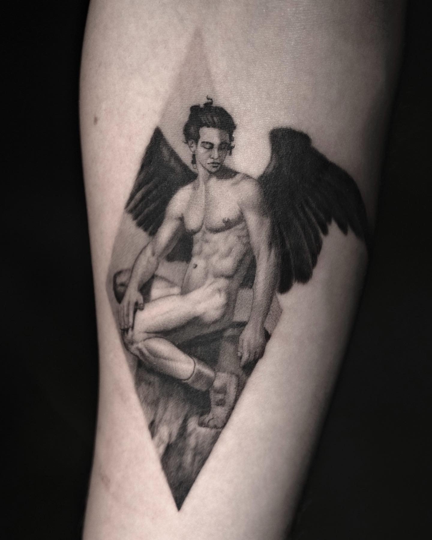 Design based off of a @robertoferri_official painting. I want to tattoo more realism projects big or small- booking link in bio. @etherealtattoogallery 
.
.
.
.
.
.
.
.
#art #tattoo #blackandgrey #realism #3rl #durham #durhamnc #raleigh #raleighnc #d