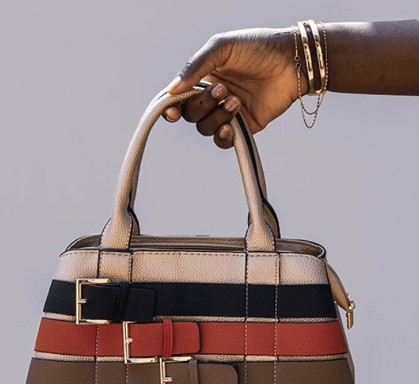 Black Handbag Designers