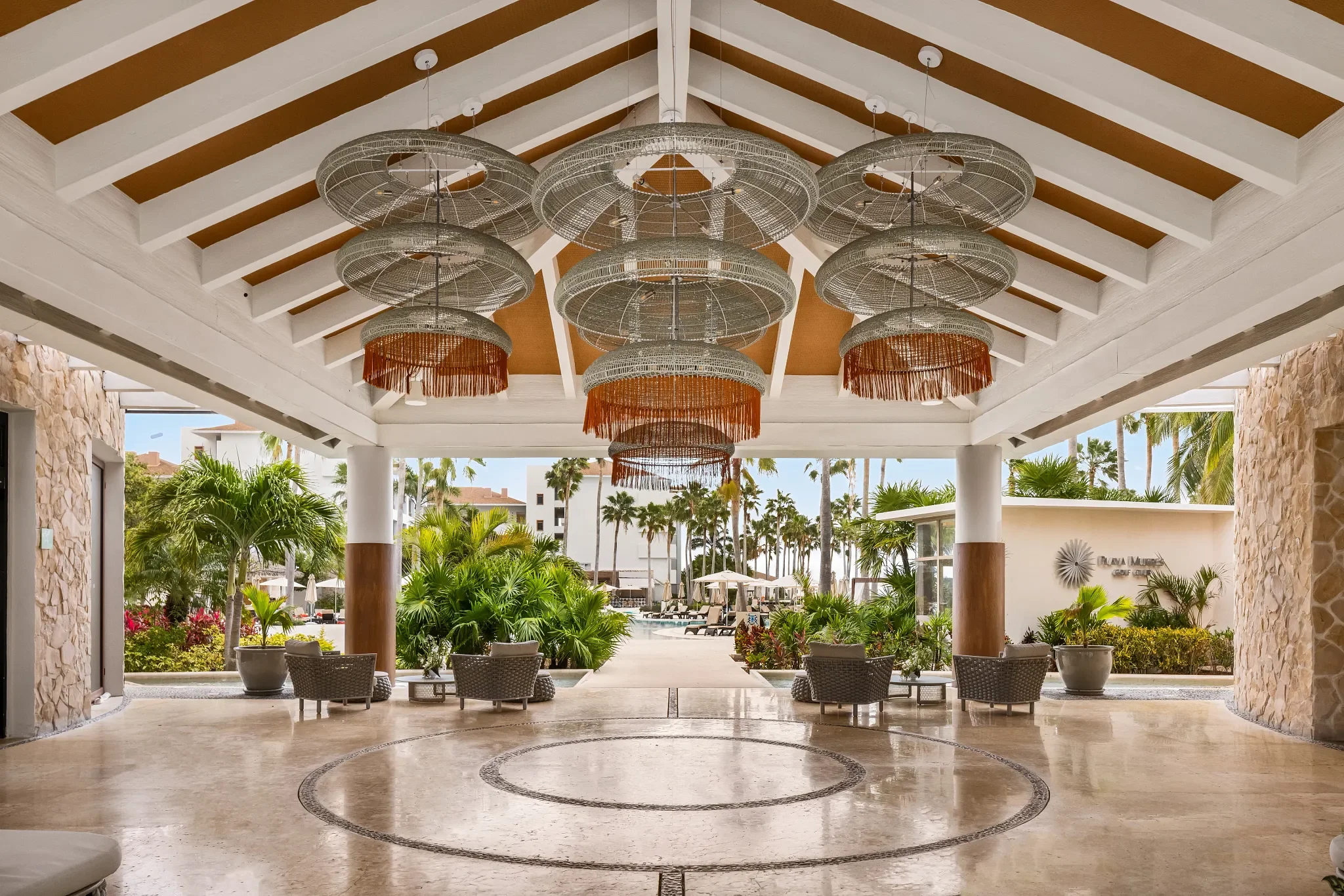 SECPM-INT-Lobby-Terrace-FA.webp