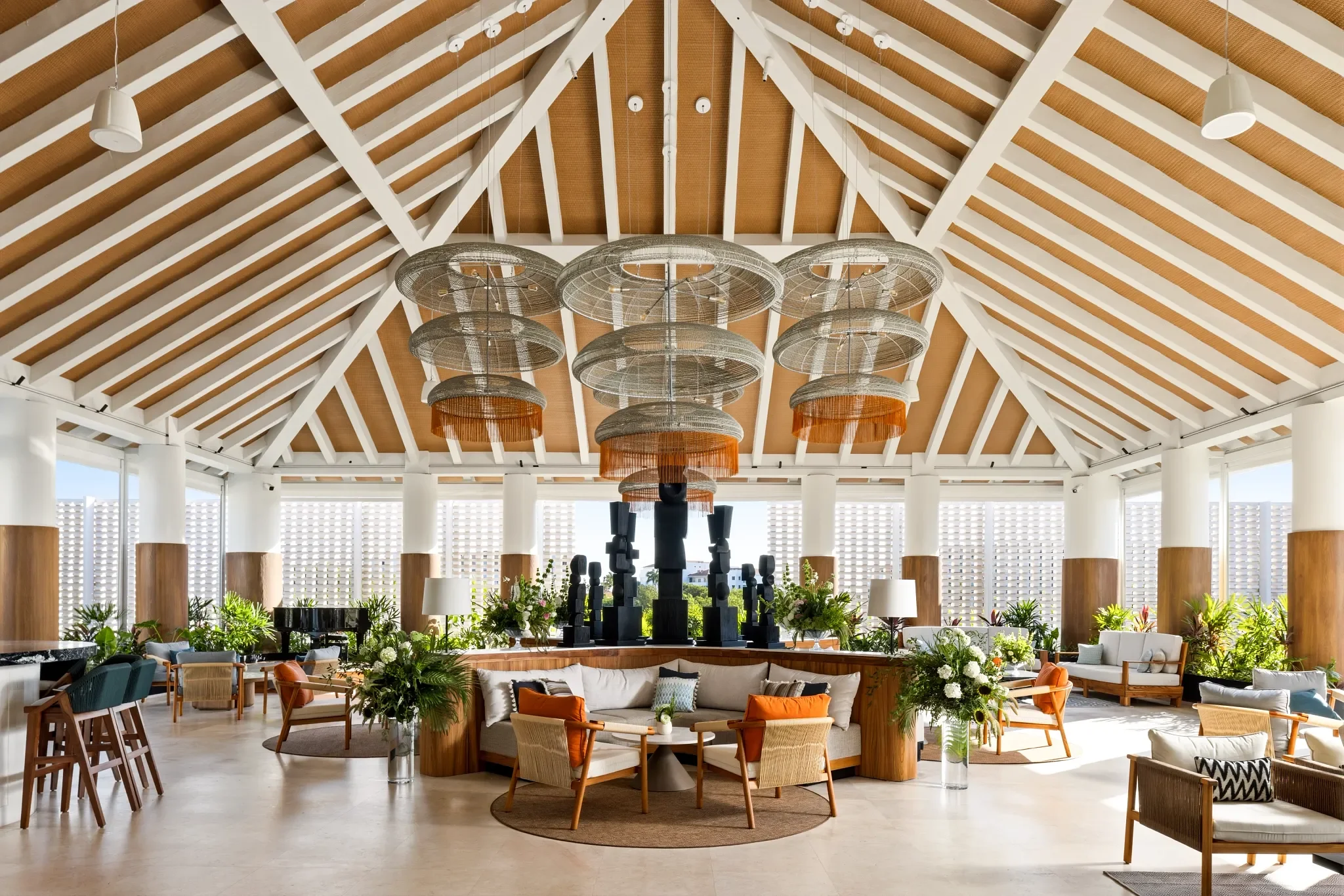 SECPM-BAR-Rendezvous-Lounge-FA.webp