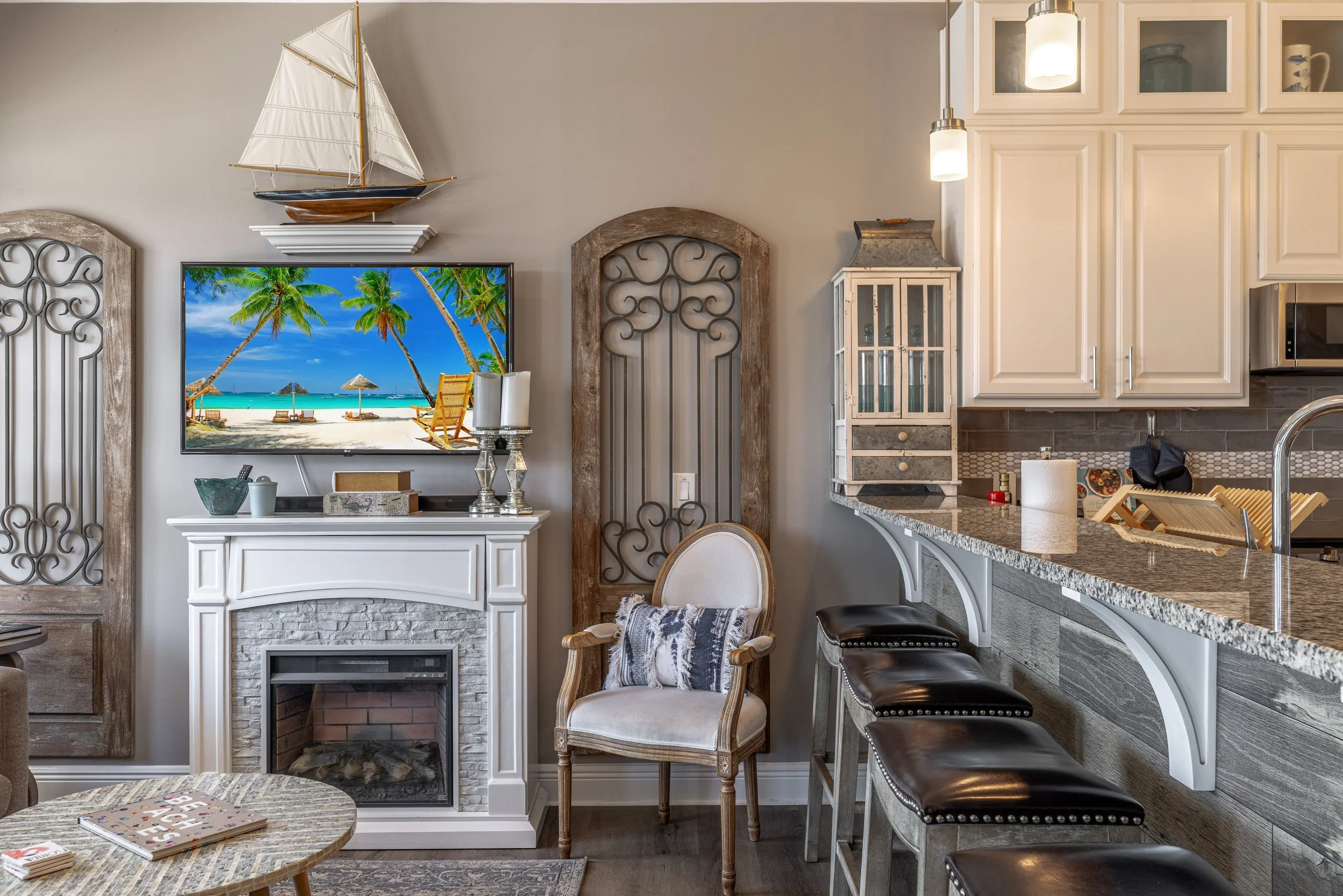 Panama_city_beach_rental_grey108.jpg
