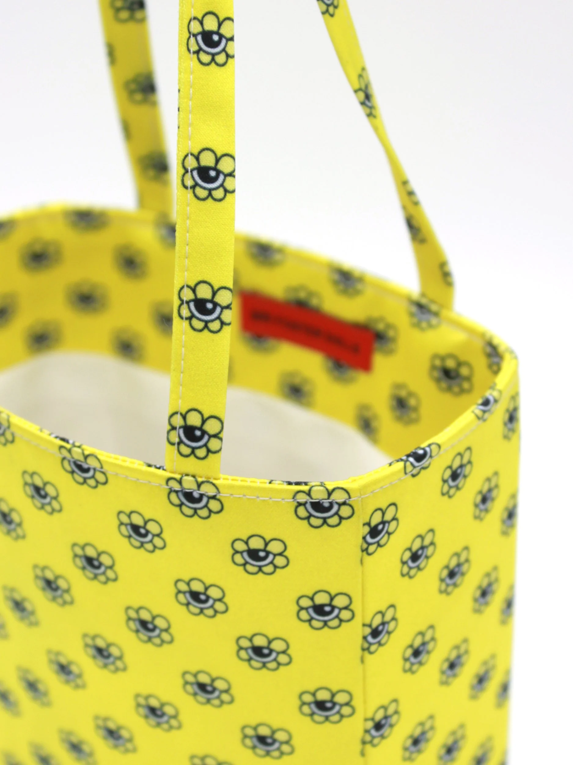 bri-foster-dolls-mini-tote-strap-stitching-detail.JPG