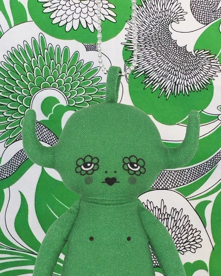 Kelly Green Devil &ndash; The Witch

She knows when to let go and begin again&mdash;like nature, reclaiming itself, healing, and renewing in cycles.

The Witch teaches by being&mdash;rooted in memory, shaped by time. Her wisdom lives in the body, pas