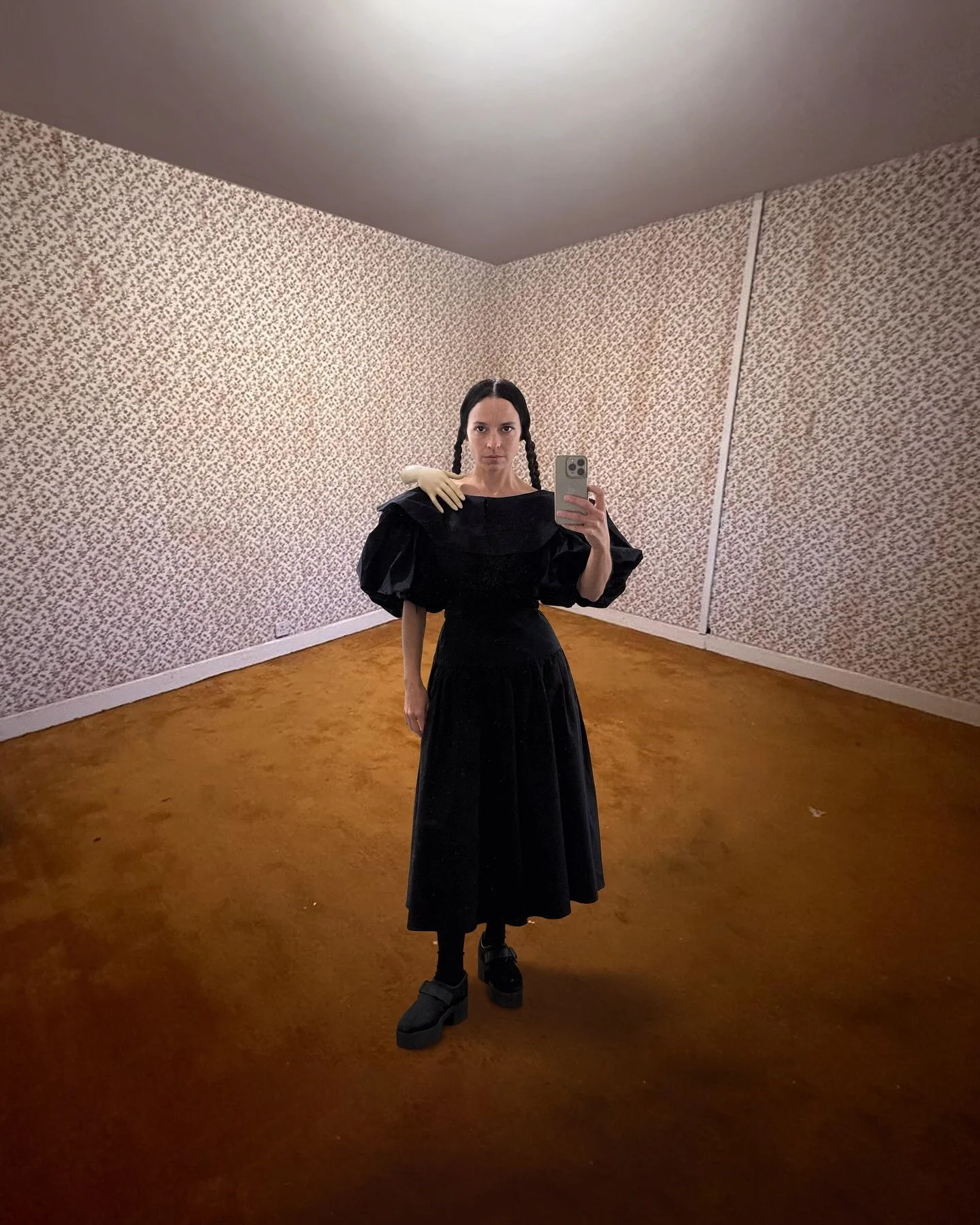 Halloween was saved by this trophy of a dress by @taylordorry 🏆 

Without Thing on my shoulder, someone asked if I was a Quaker (thrilled to hear it)&hellip; but I&rsquo;m sure you can guess the truth behind this look 🦇