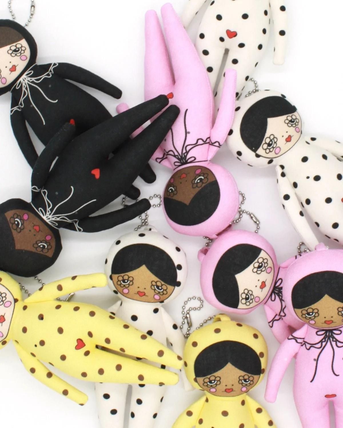 Eliza Faulkner x Bri Foster Dolls

A study in scale. I recently collaborated with @elizafaulkner to interpret her new Spring collection through the lens of my dolls.

The challenge was in the engineering&mdash;miniaturizing the proportions of her sig