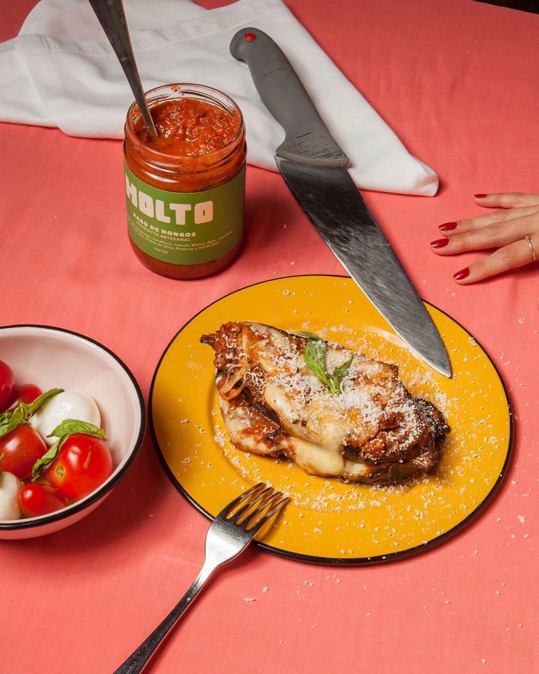&iquest;Lasagna sin carbs? 🍆 &iexcl;S&Iacute; SE  PUEDE!🍆 &Eacute;sta de berenjena con rag&uacute; est&aacute; MOLTO buona y tienes la receta en nuestras IG Stories 👉🏻 
#Howdoyourag&uacute; #ragulovers #lasagna #lasagnafans #recipes