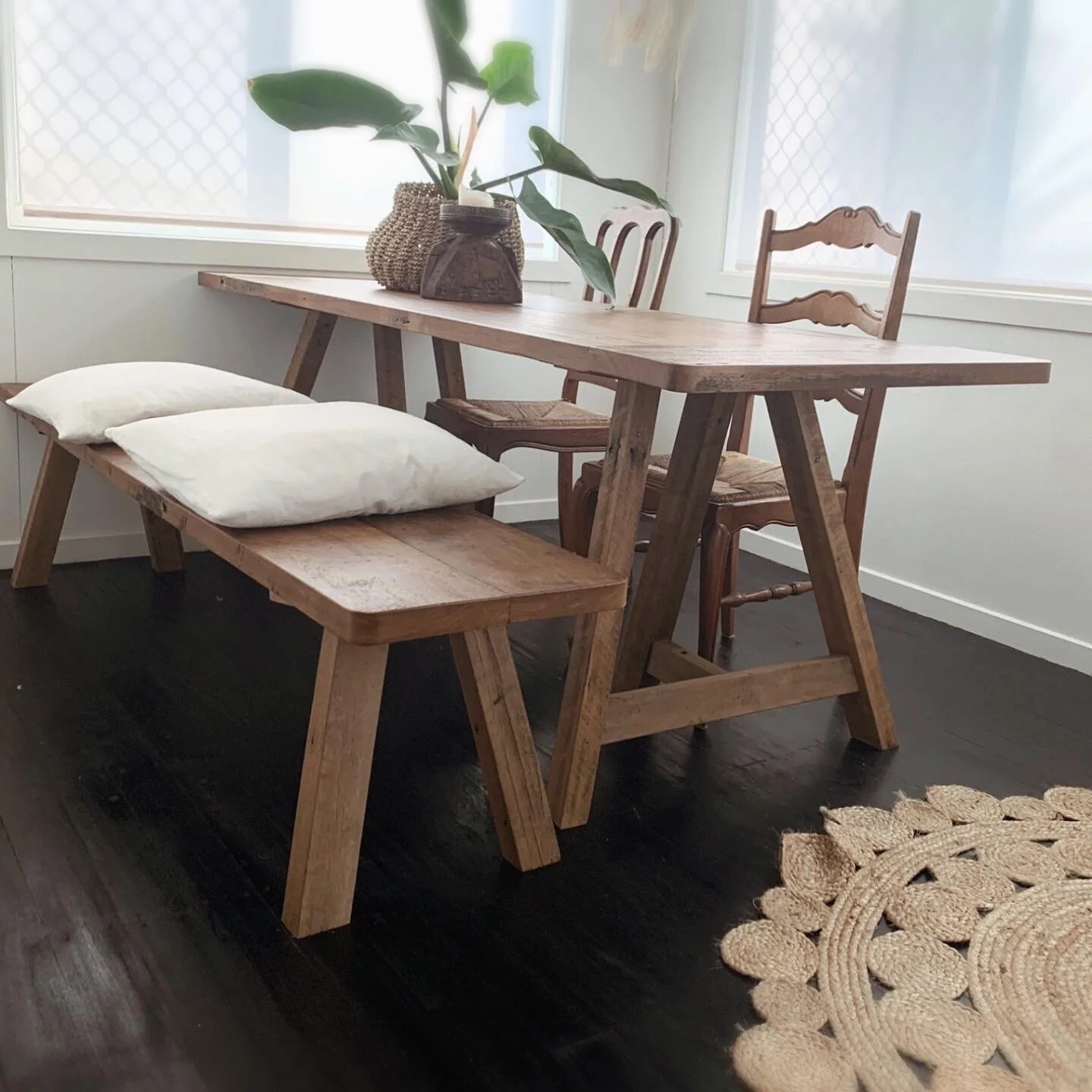 Custom made trestle table &amp; bench seat in recycled hardwood for the awesome Bree of @avy_and_co &amp; her family 🍃