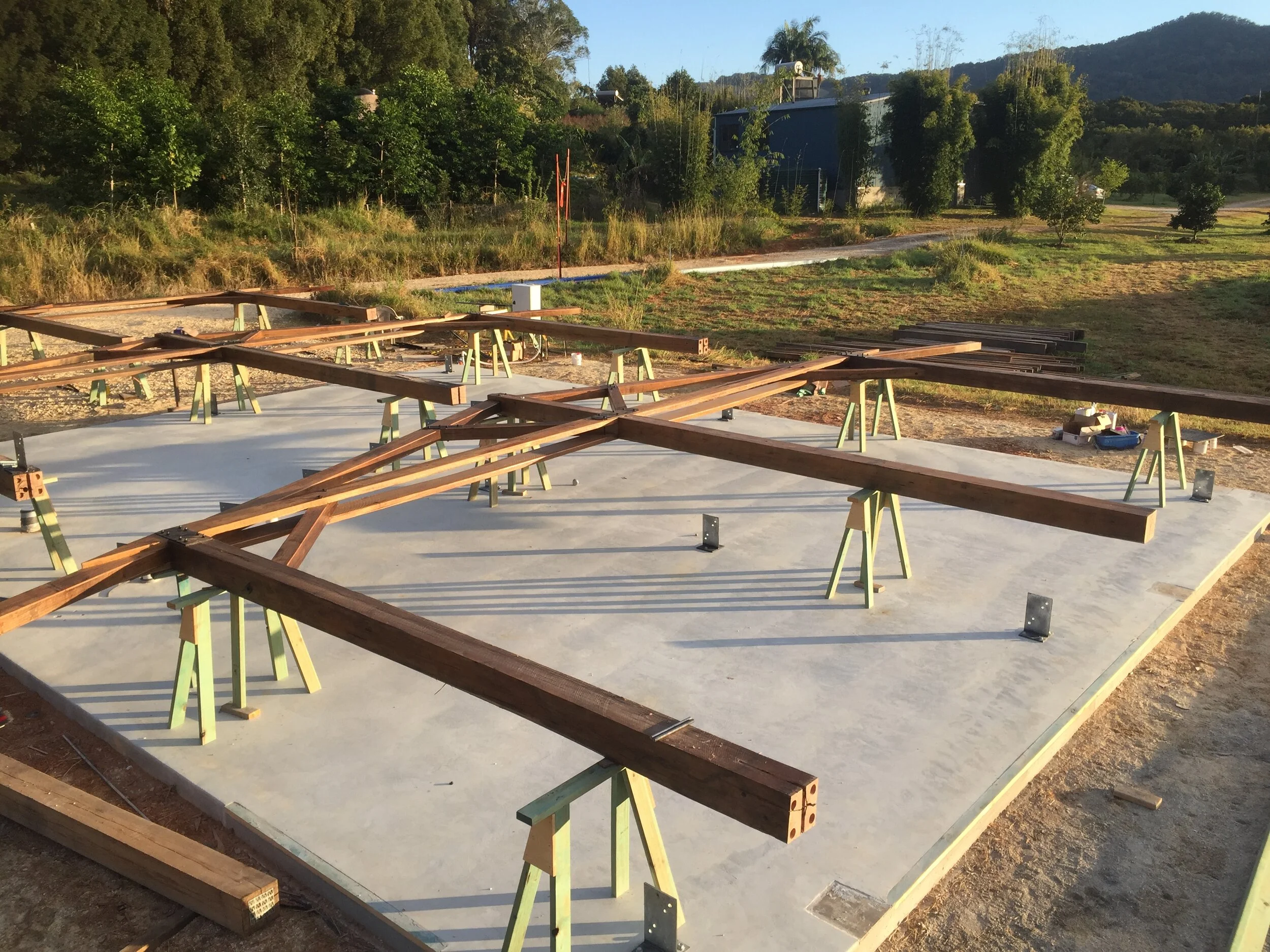 carpentry hardwood-truss.JPG