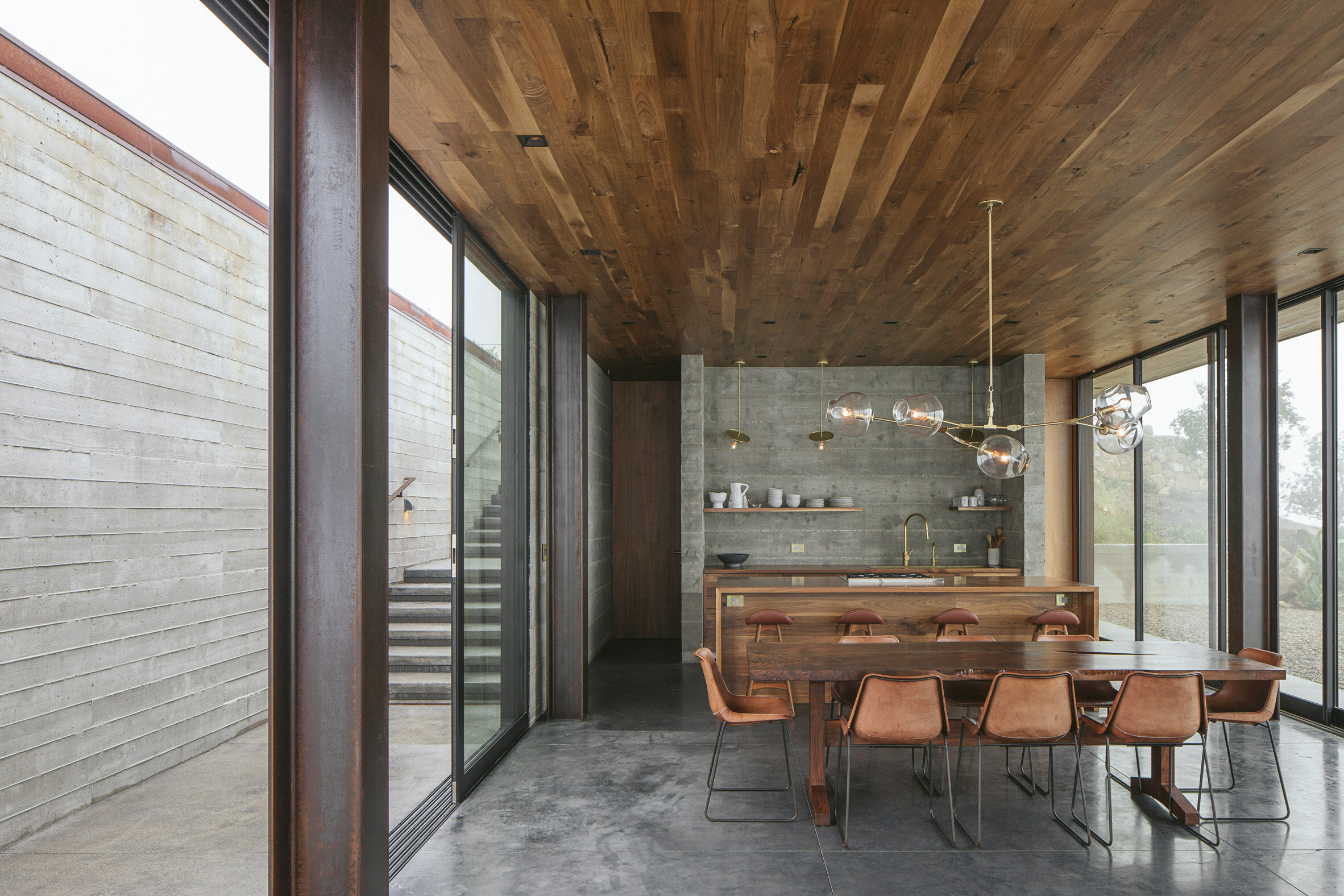 off-grid-guest-house-anacapa-architecture-california-usa_dezeen_2364_col_6.jpg