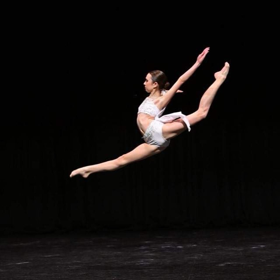 The incredible @abbydwoods_dance ⭐️😍

Abby had only ever performed one solo in a restricted section  before attending TJS. Her growth is exceptional and we are so excited! 

First @wollongongeisteddfod and @sydeisteddfod ever. 

@wollongongeisteddfo