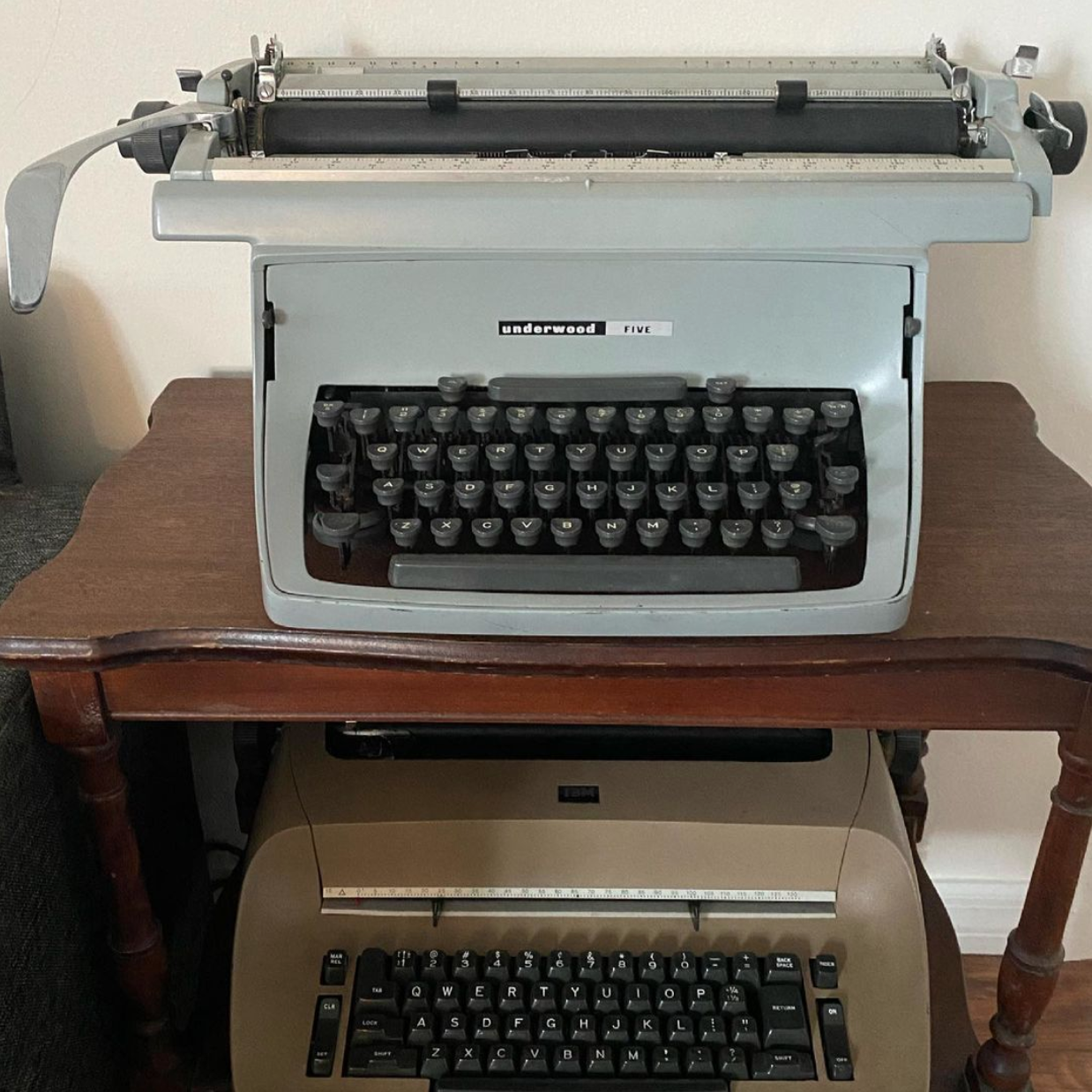 Top: 1960's Underwood Five (Wide Carriage)
Bottom: 1961 IBM Selectric I