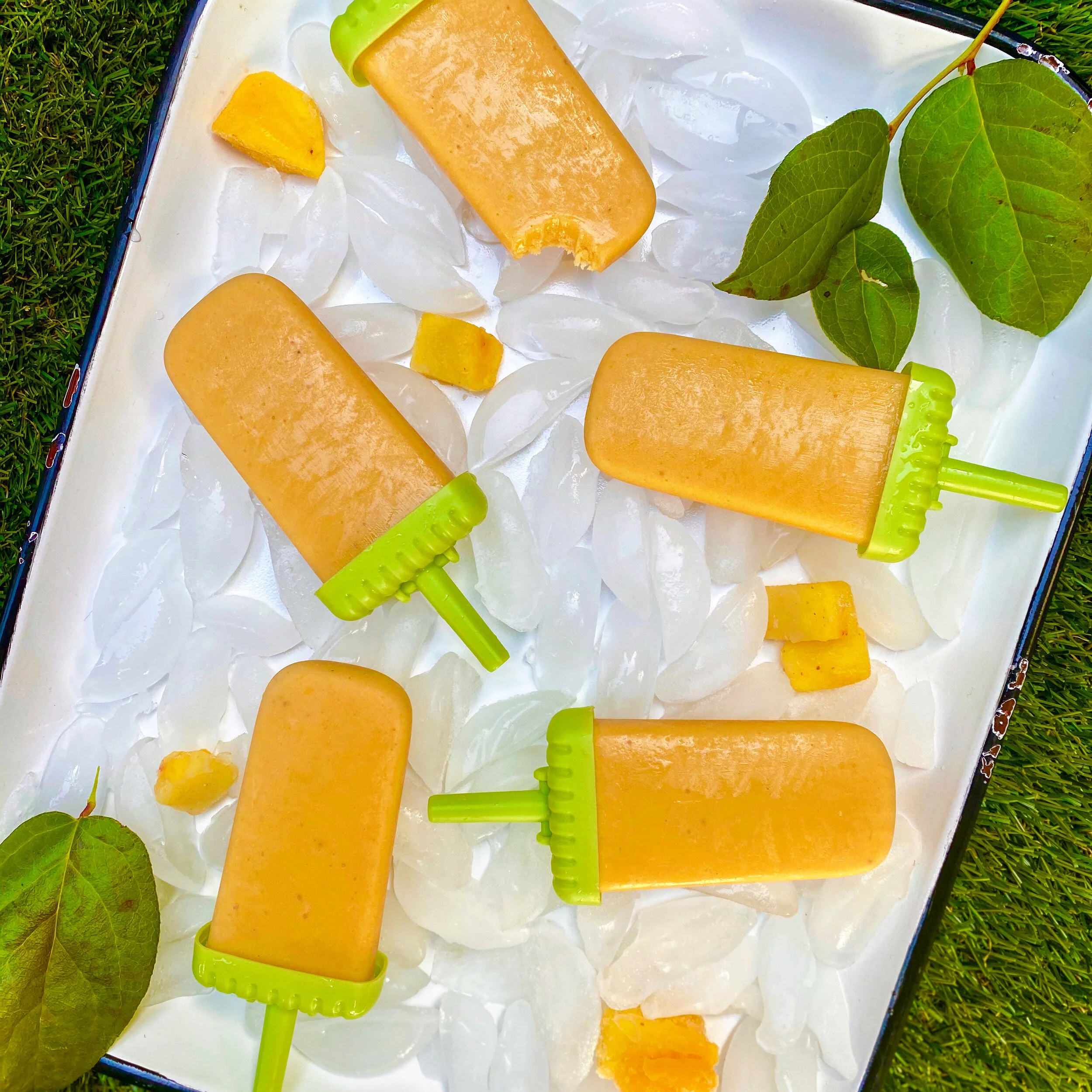 MANGO POPSICLES