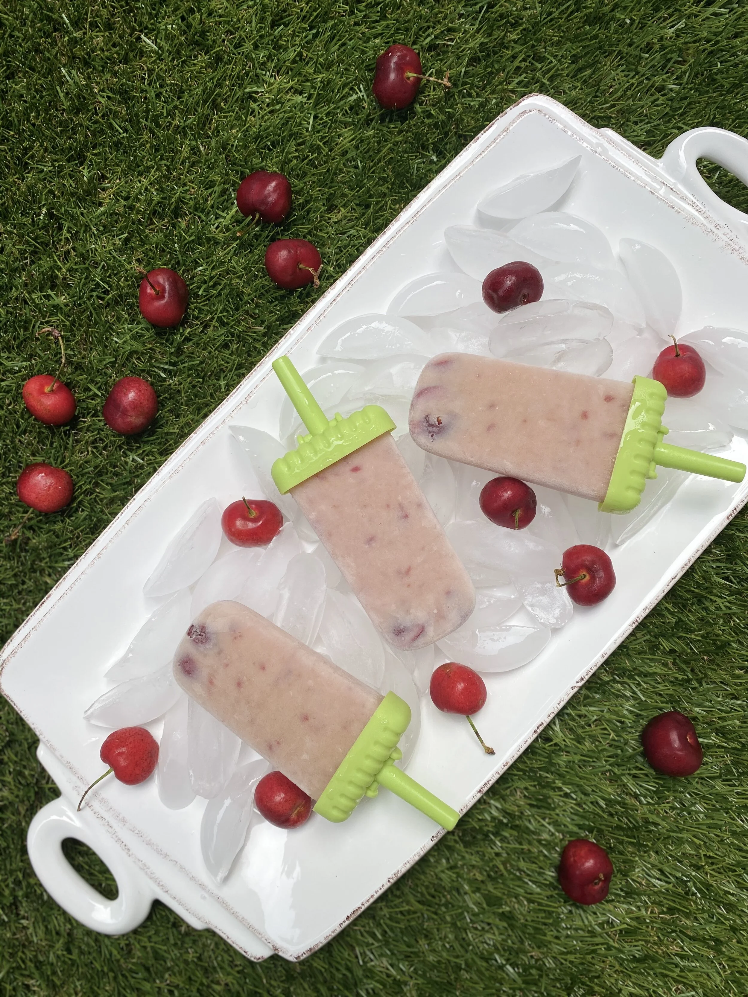 CHERRY SMOOTHIE POPSICLES