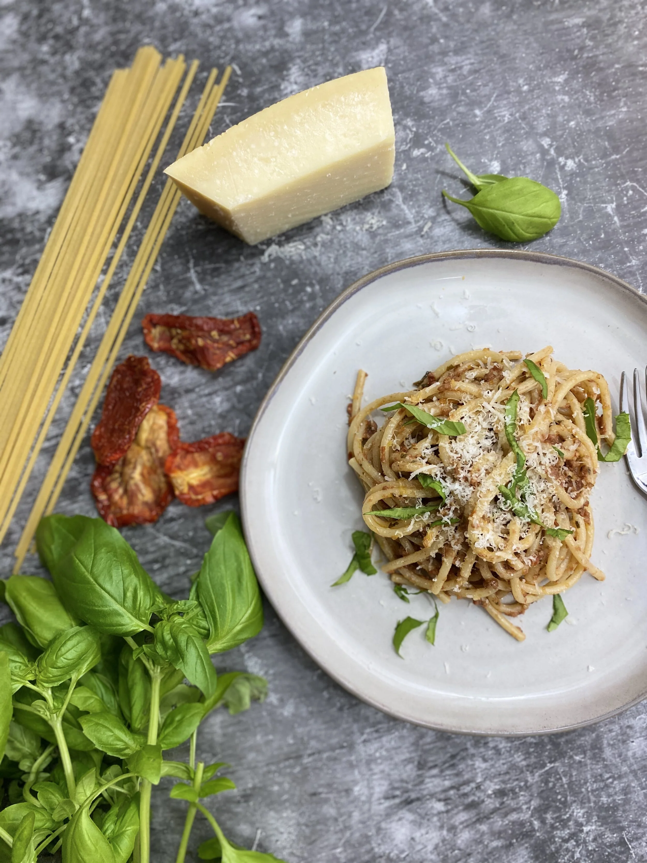 SUN DRIED TOMATO PESTO PASTA