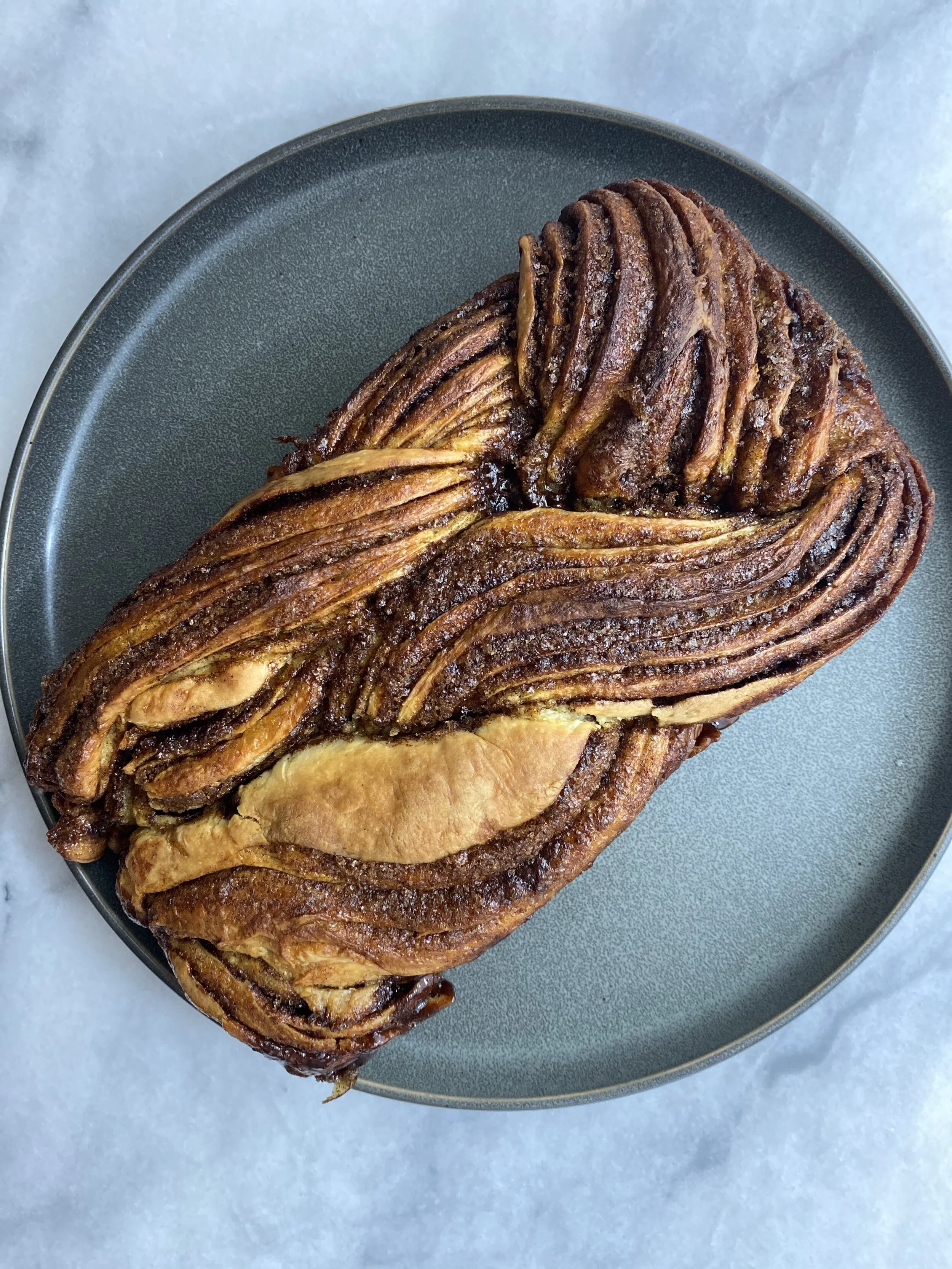 CINNAMON ROLL BABKA