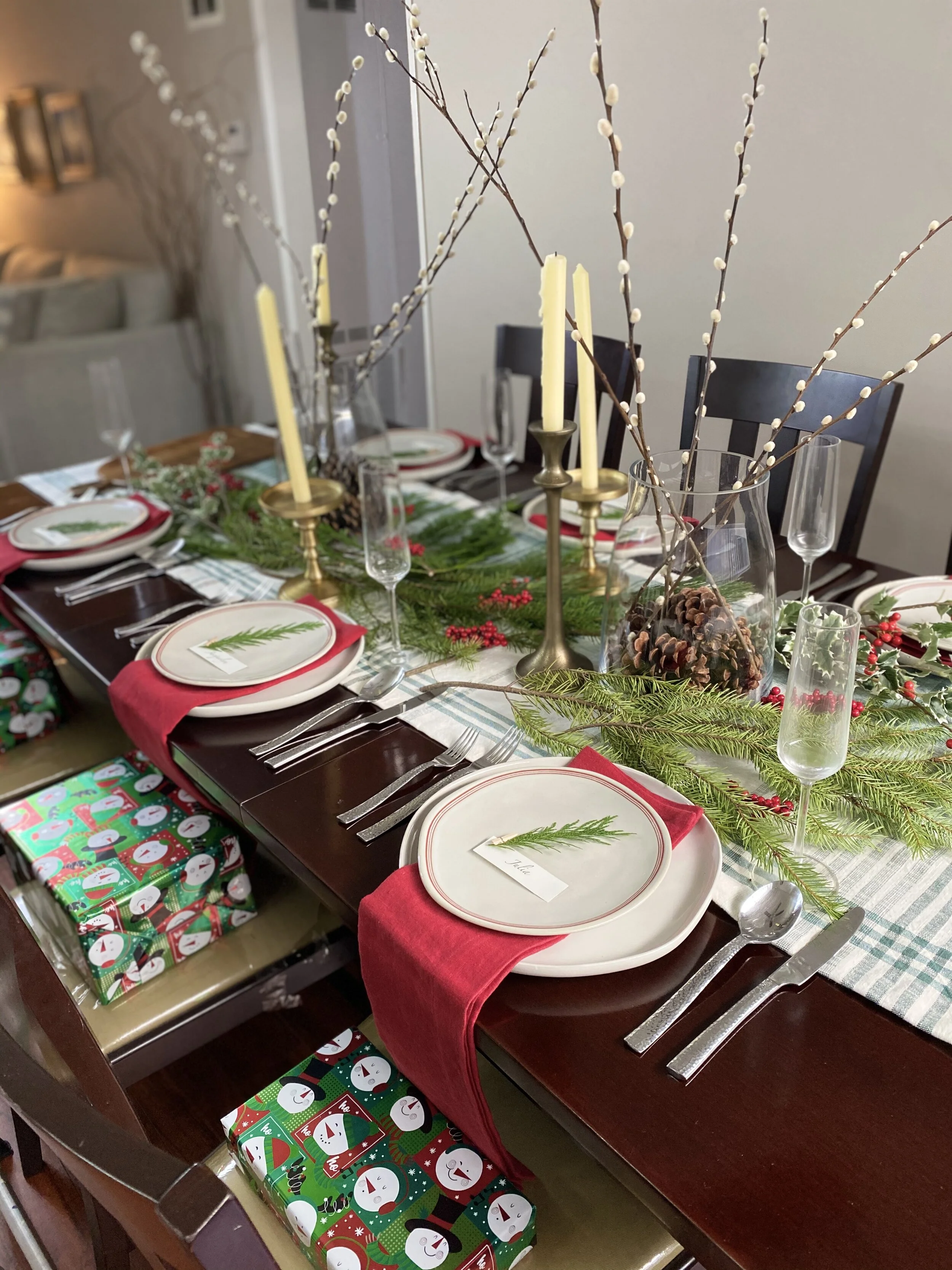 GORGEOUS HOLIDAY TABLESCAPE