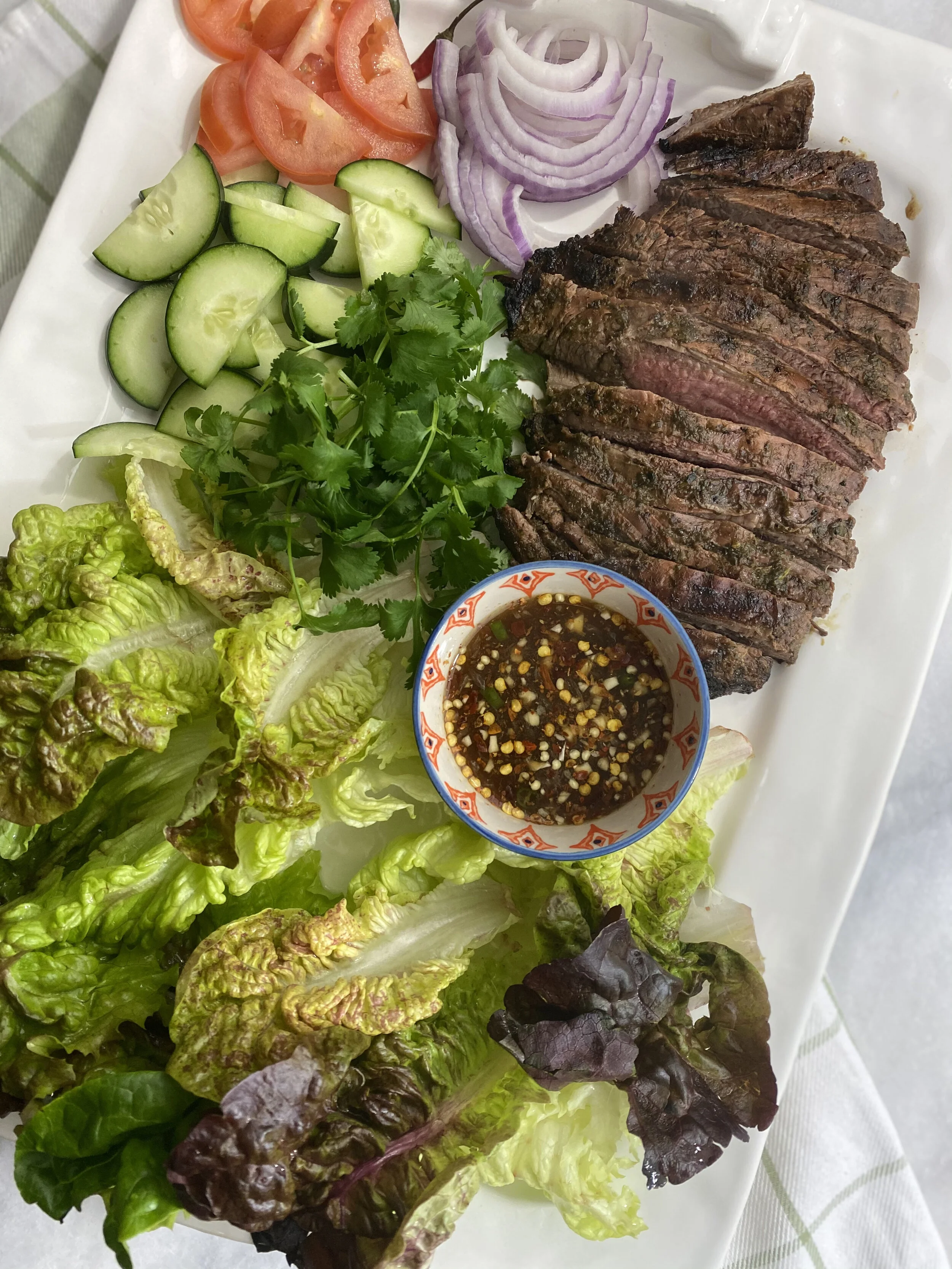 FLANK STEAK LETTUCE WRAPS