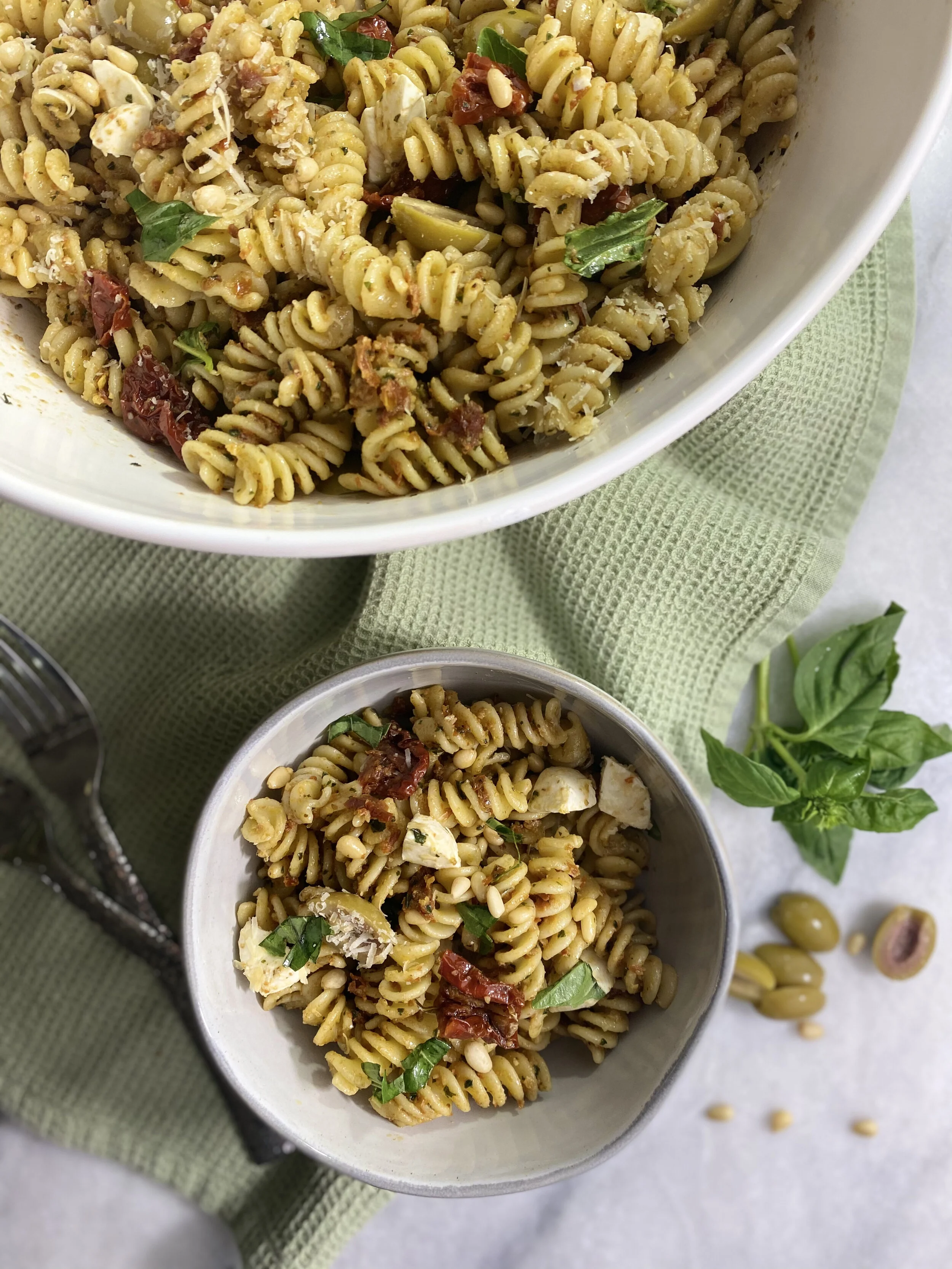 SUN DRIED TOMATO PESTO PASTA SALAD